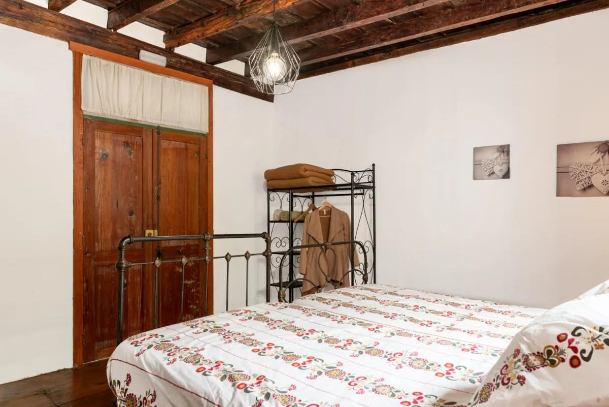 Bed in Casa emblemática Buenavista del Norte