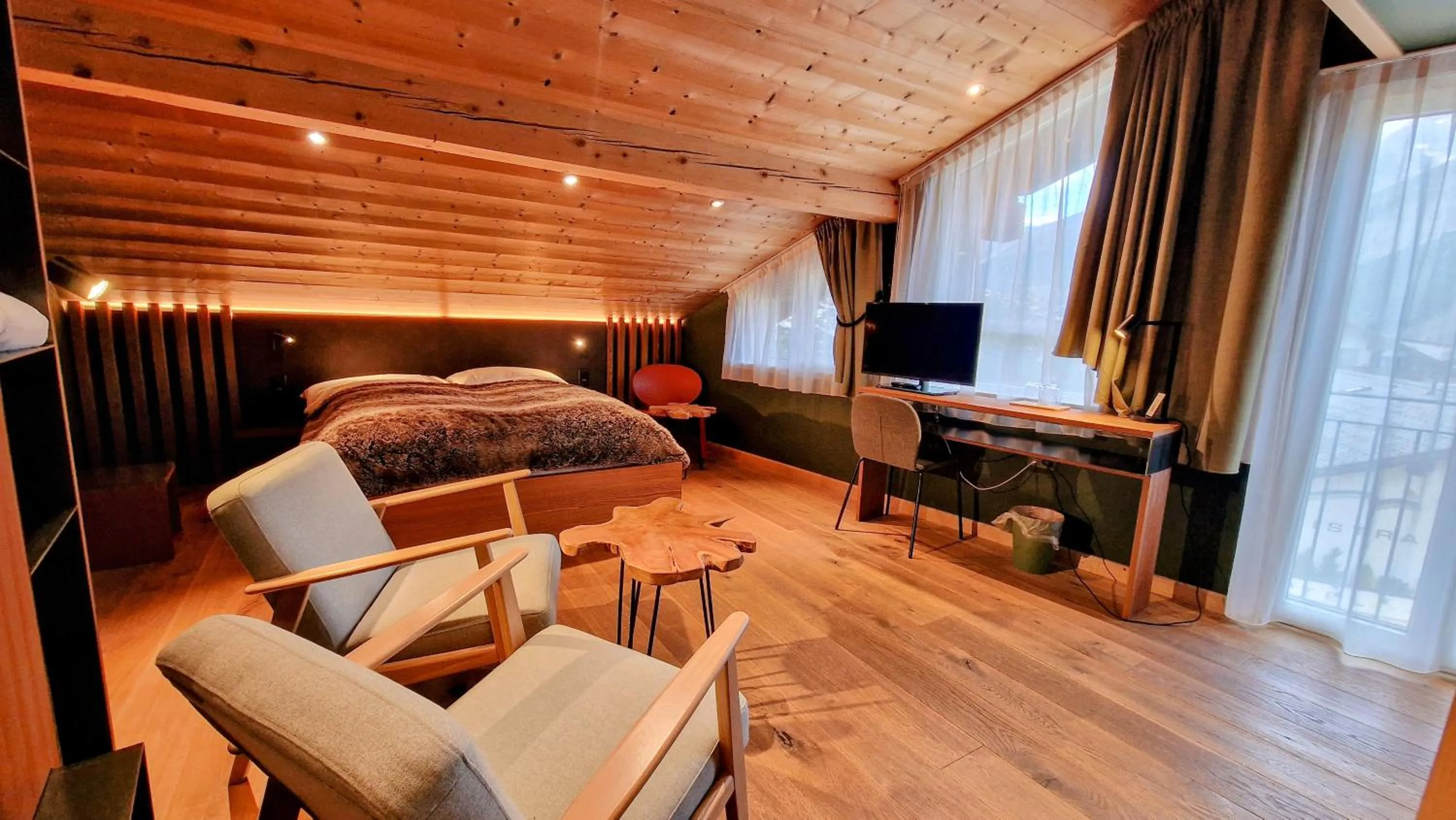 Bed in Amber Ski-in/out Hotel & Spa