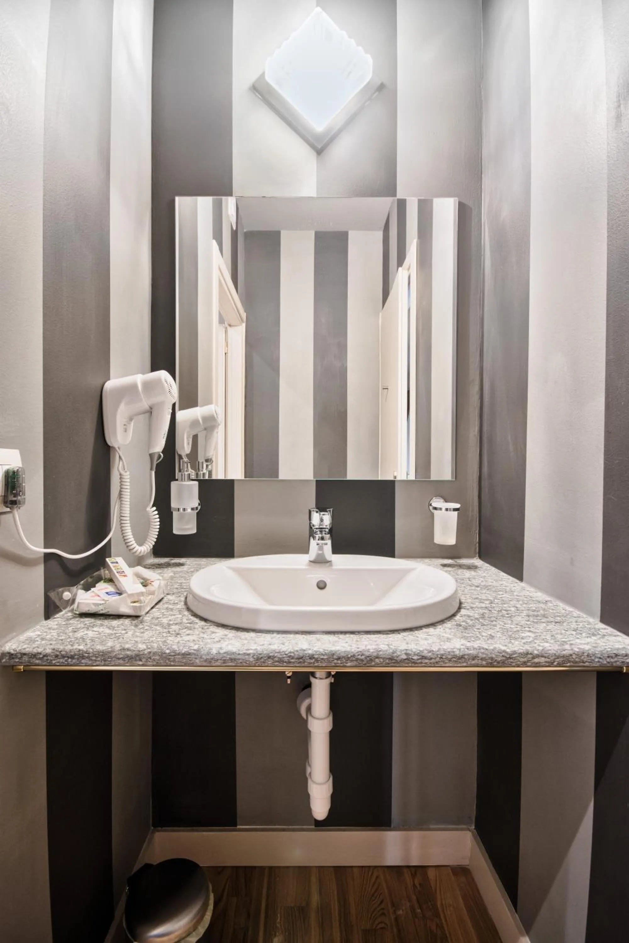 Bathroom in Porta Palace Apartments