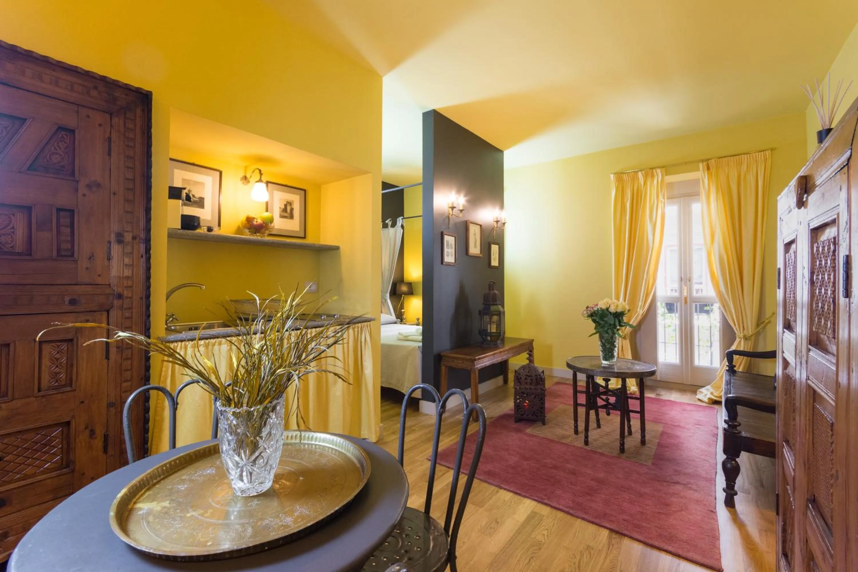 Kitchen or kitchenette in Porta Palace Apartments