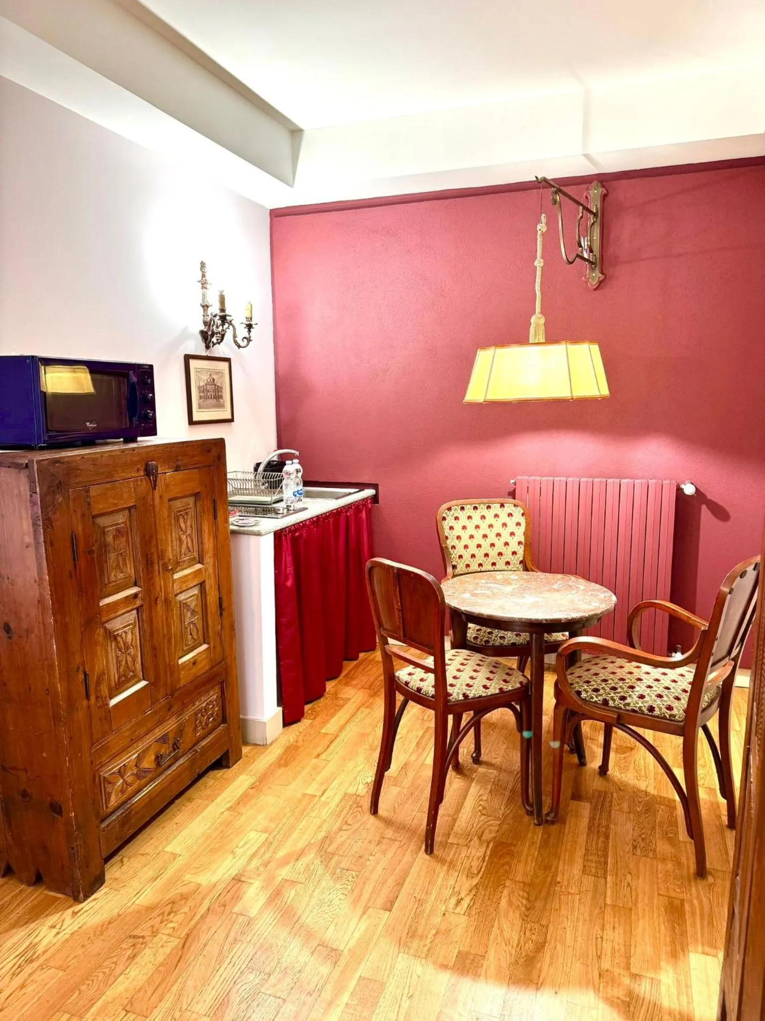 Kitchen or kitchenette in Porta Palace Apartments