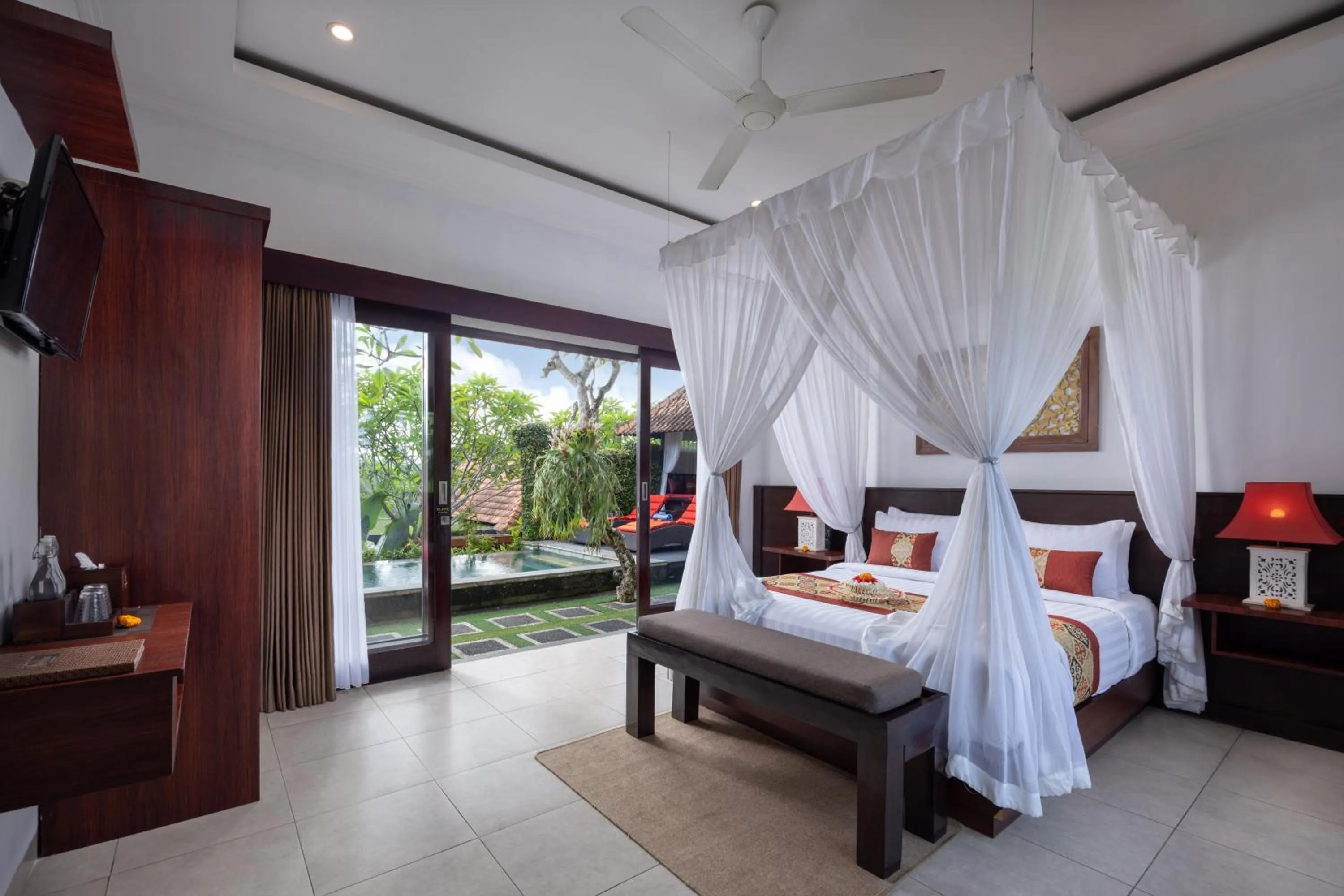 Bed in Griya Shanti Villas & Spa