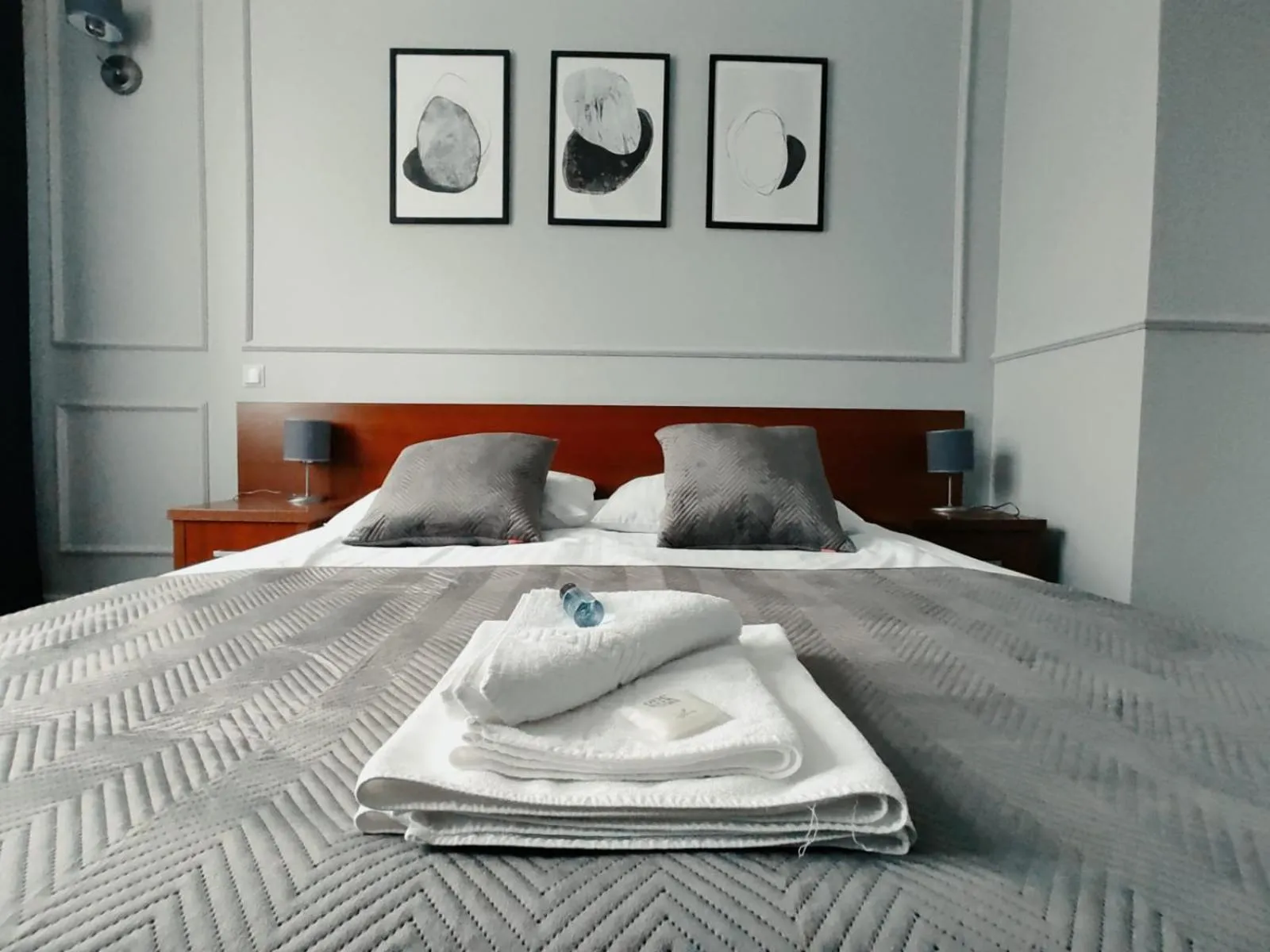 Bed in Nad Starą Nidą ***