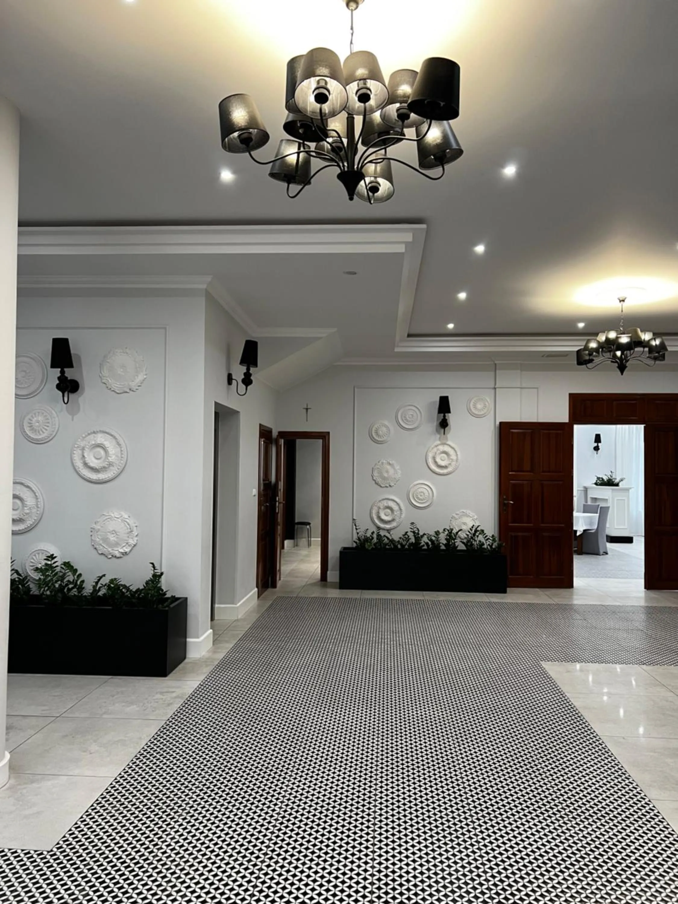 Facade/entrance in Nad Starą Nidą ***