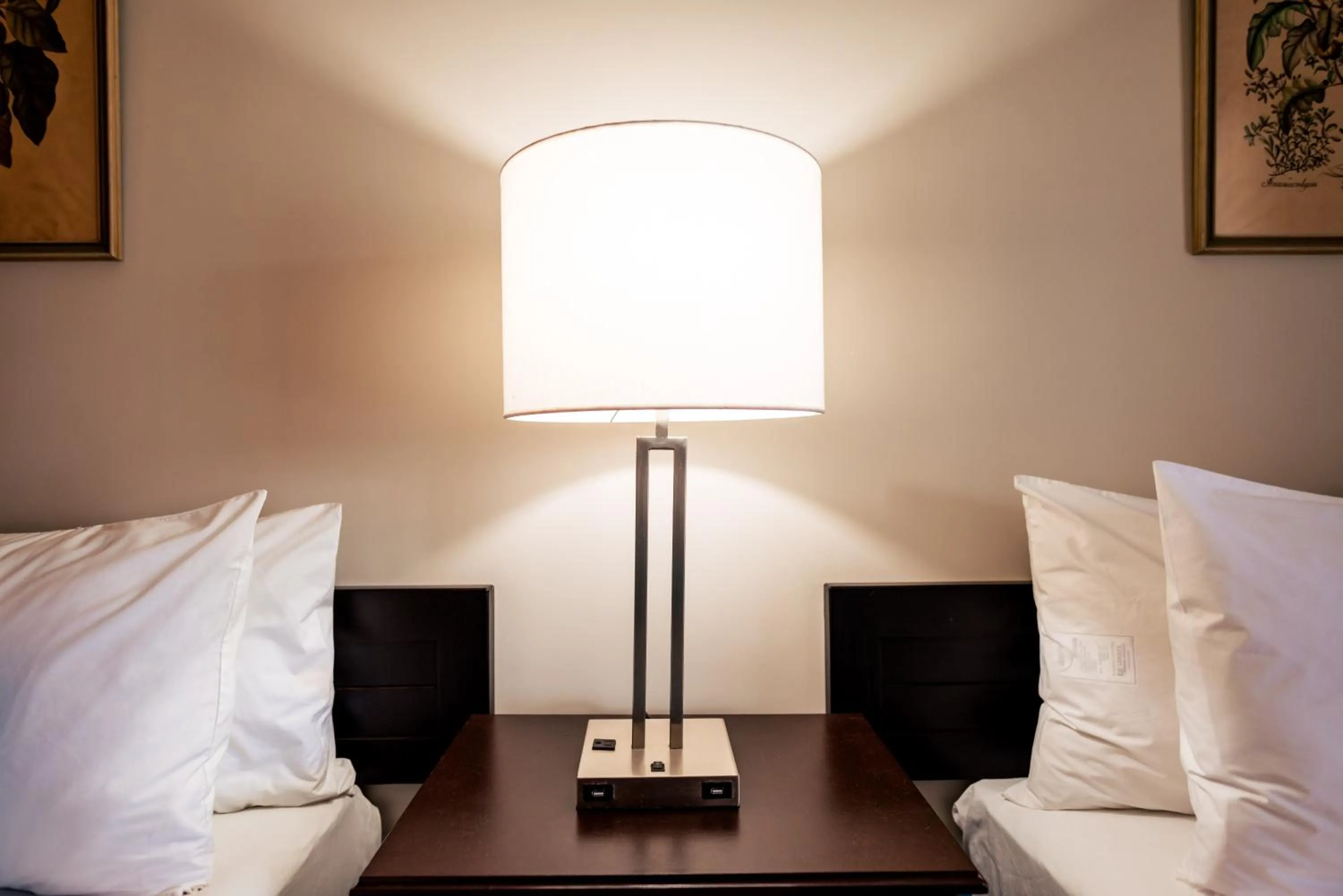 Bedroom, Bed in Mount Irvine Bay Resort