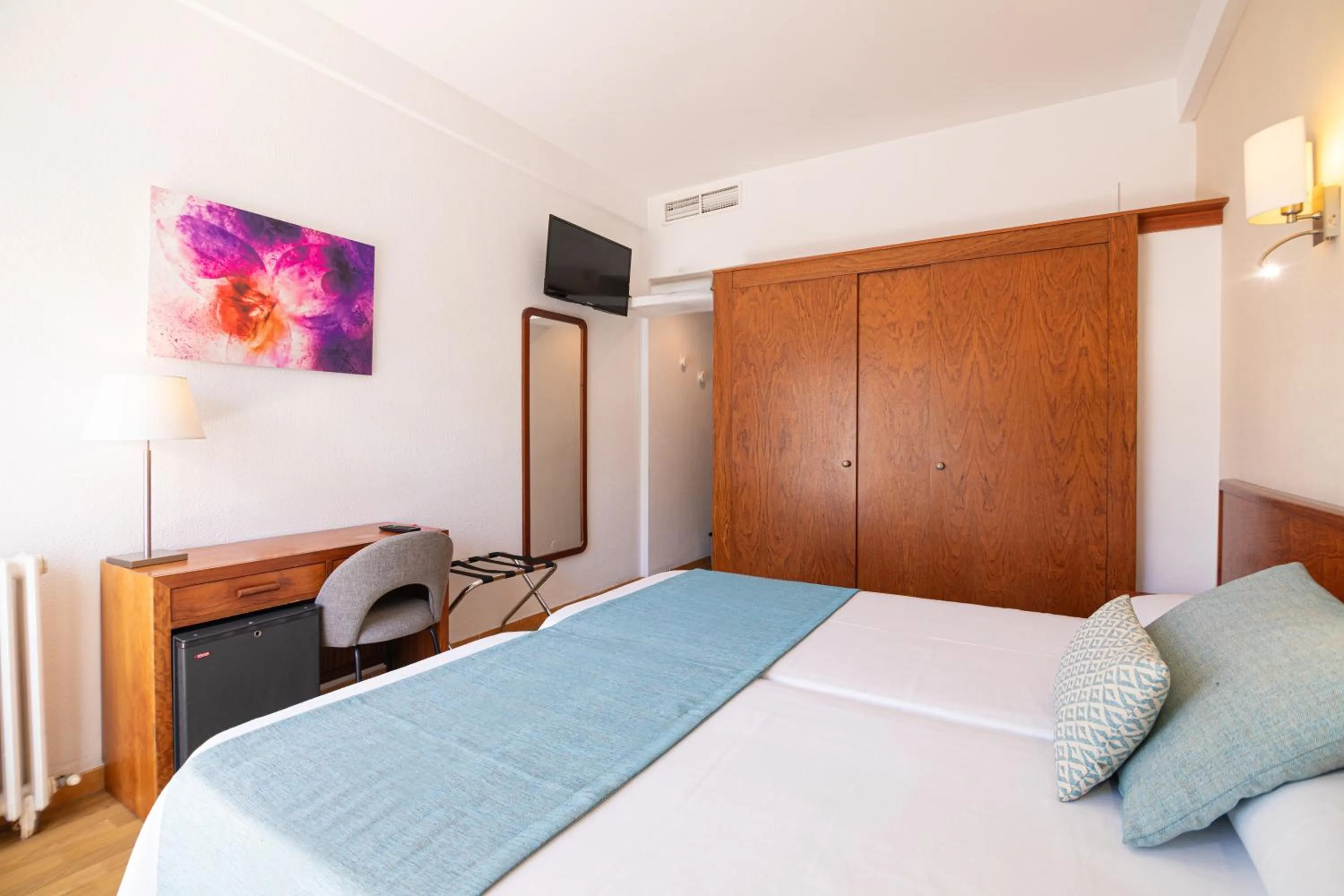 Bedroom, Bed in JS Sol de Can Picafort - Adults Only