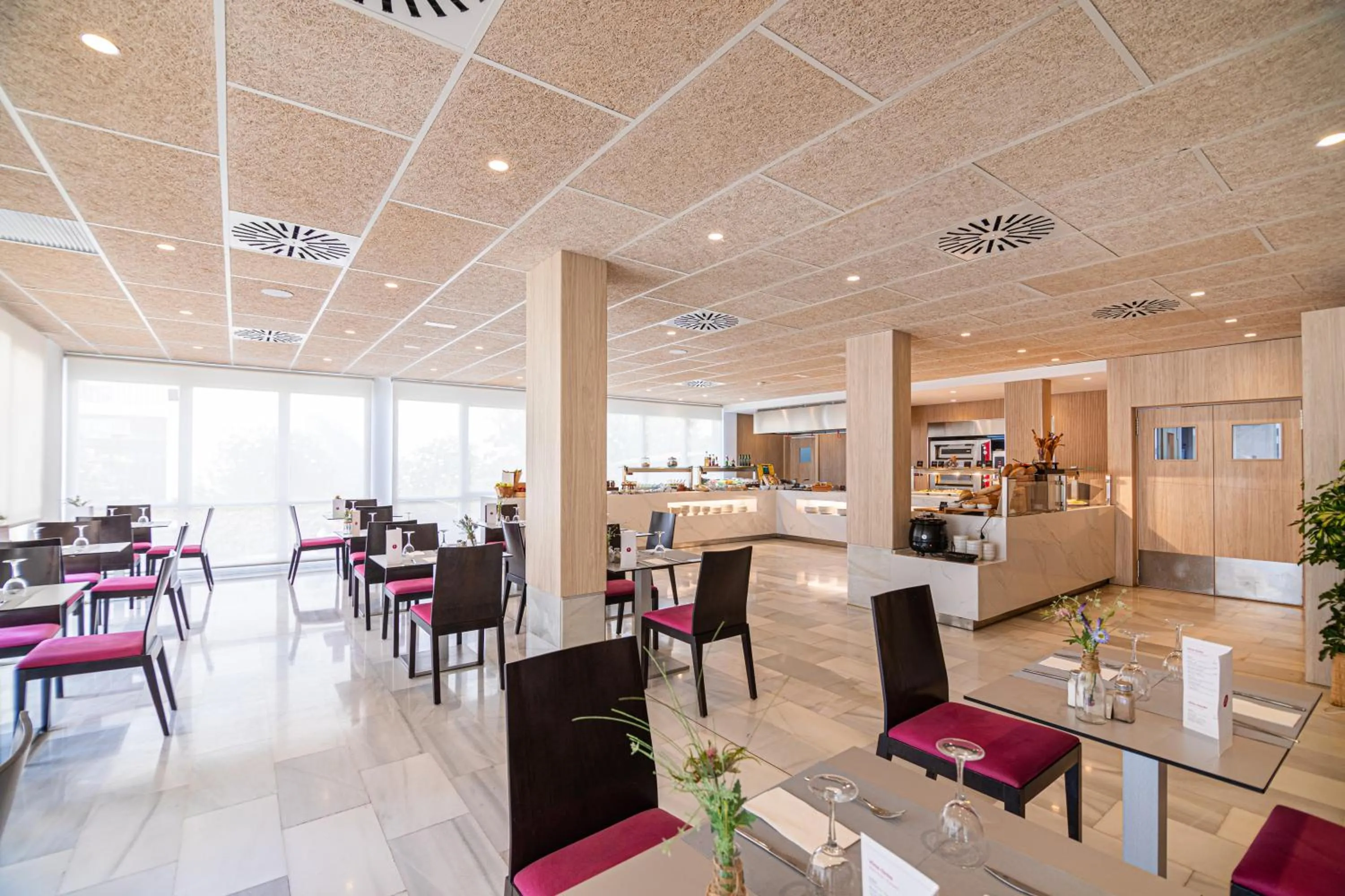 Restaurant/places to eat in JS Sol de Can Picafort - Adults Only