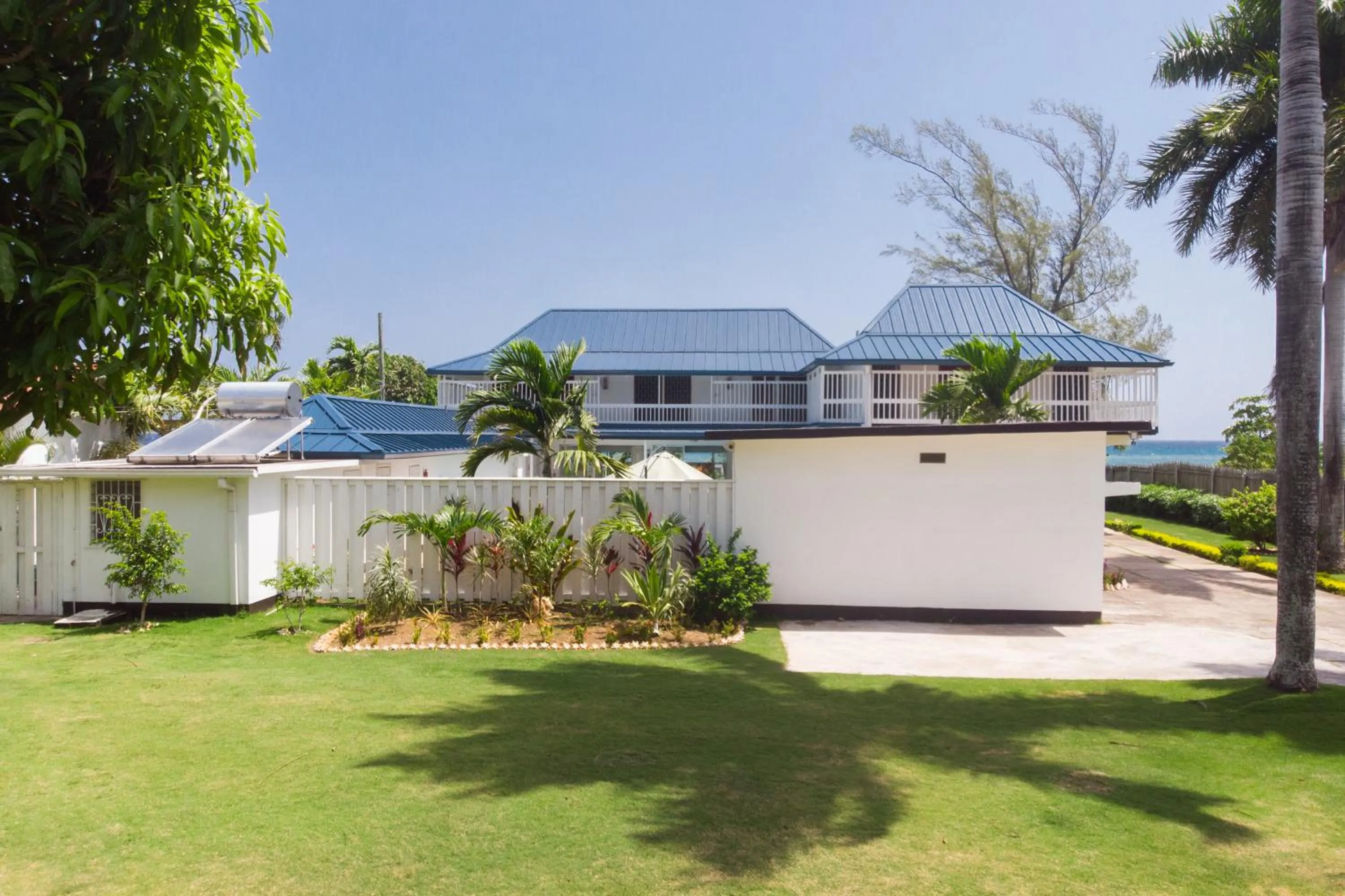 Property building in Villa Turrasann