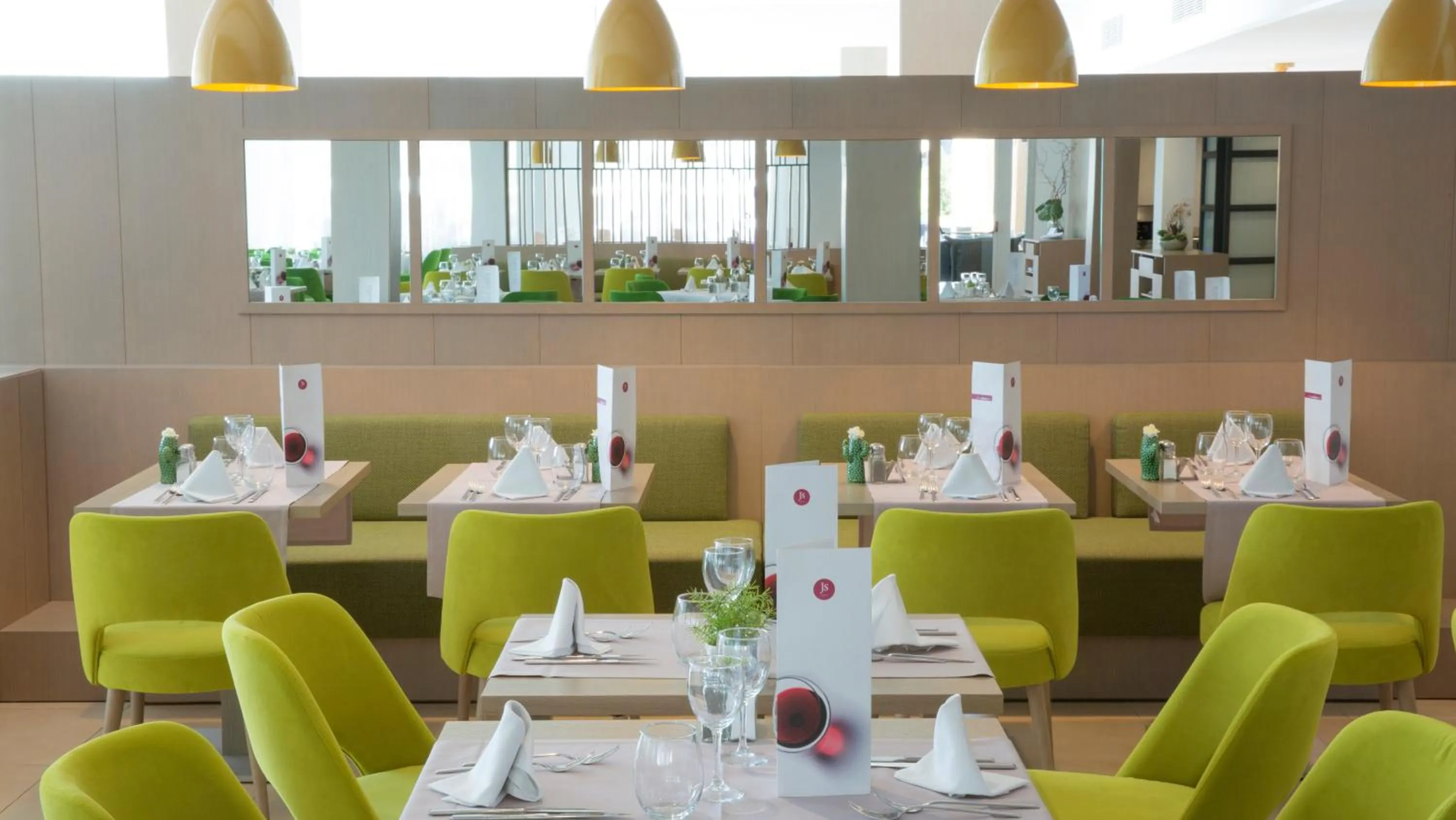 Restaurant/places to eat in JS Alcudi-Mar