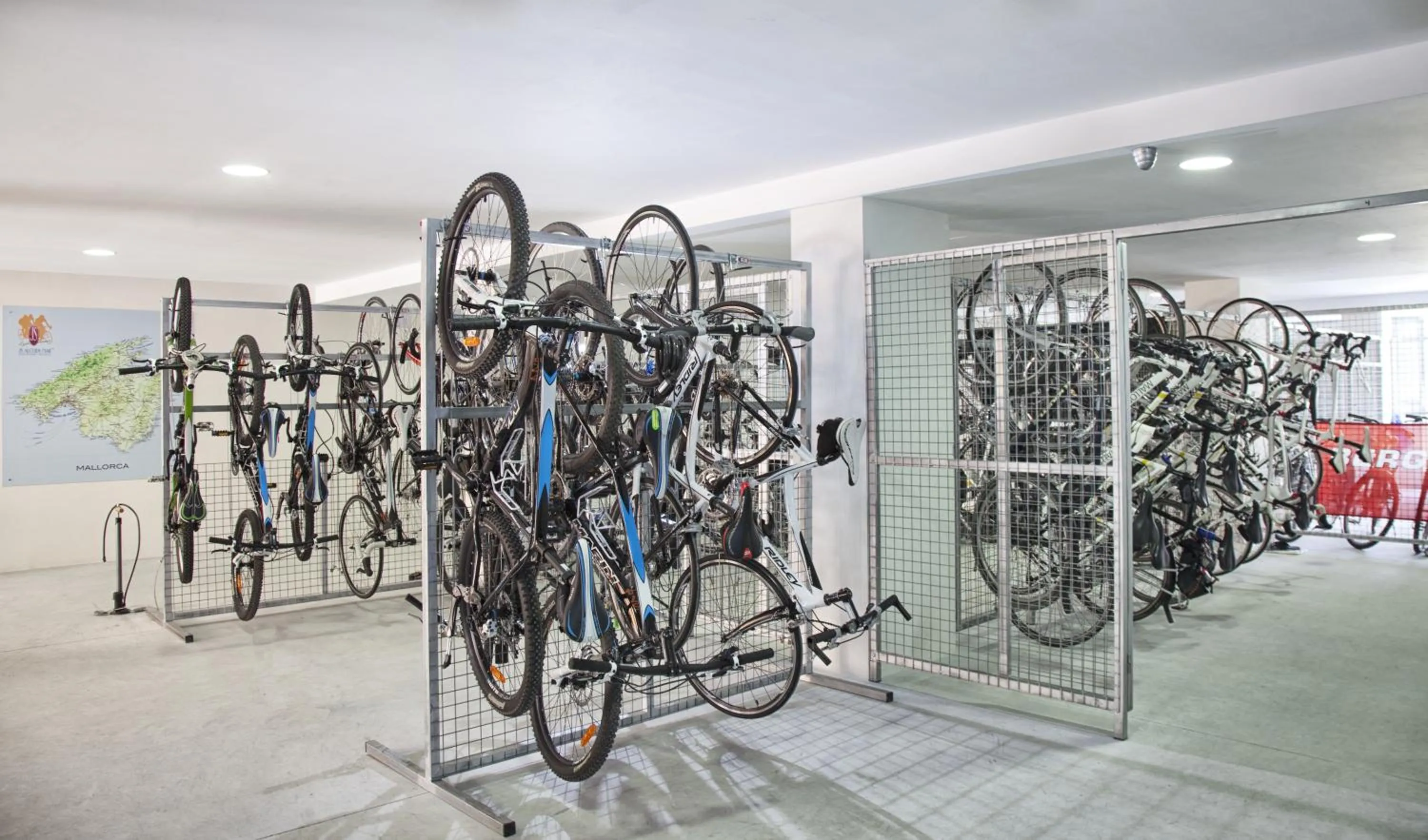 Cycling in JS Alcudi-Mar