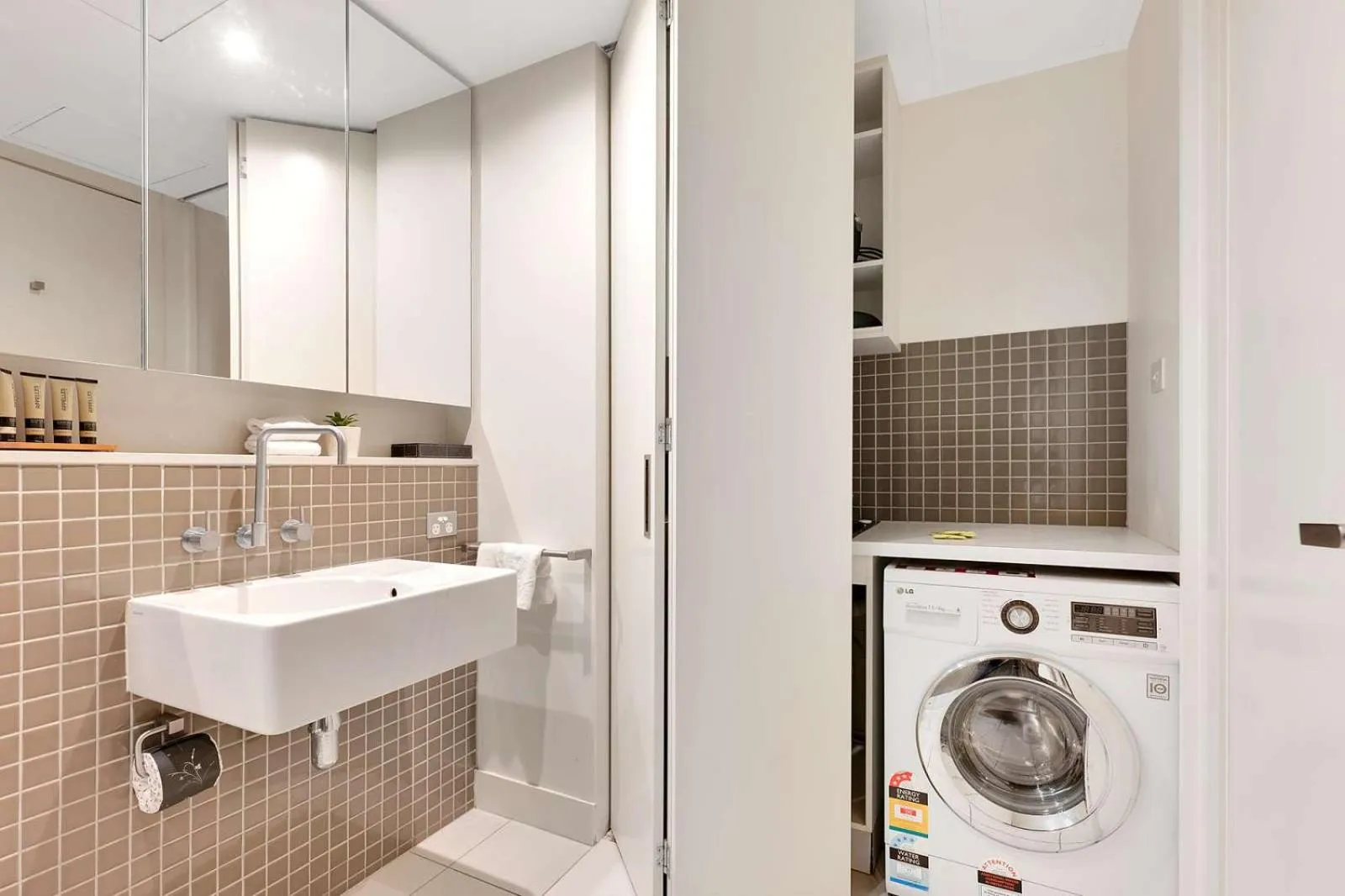 Bathroom in Corporate Keys - Freshwater Place