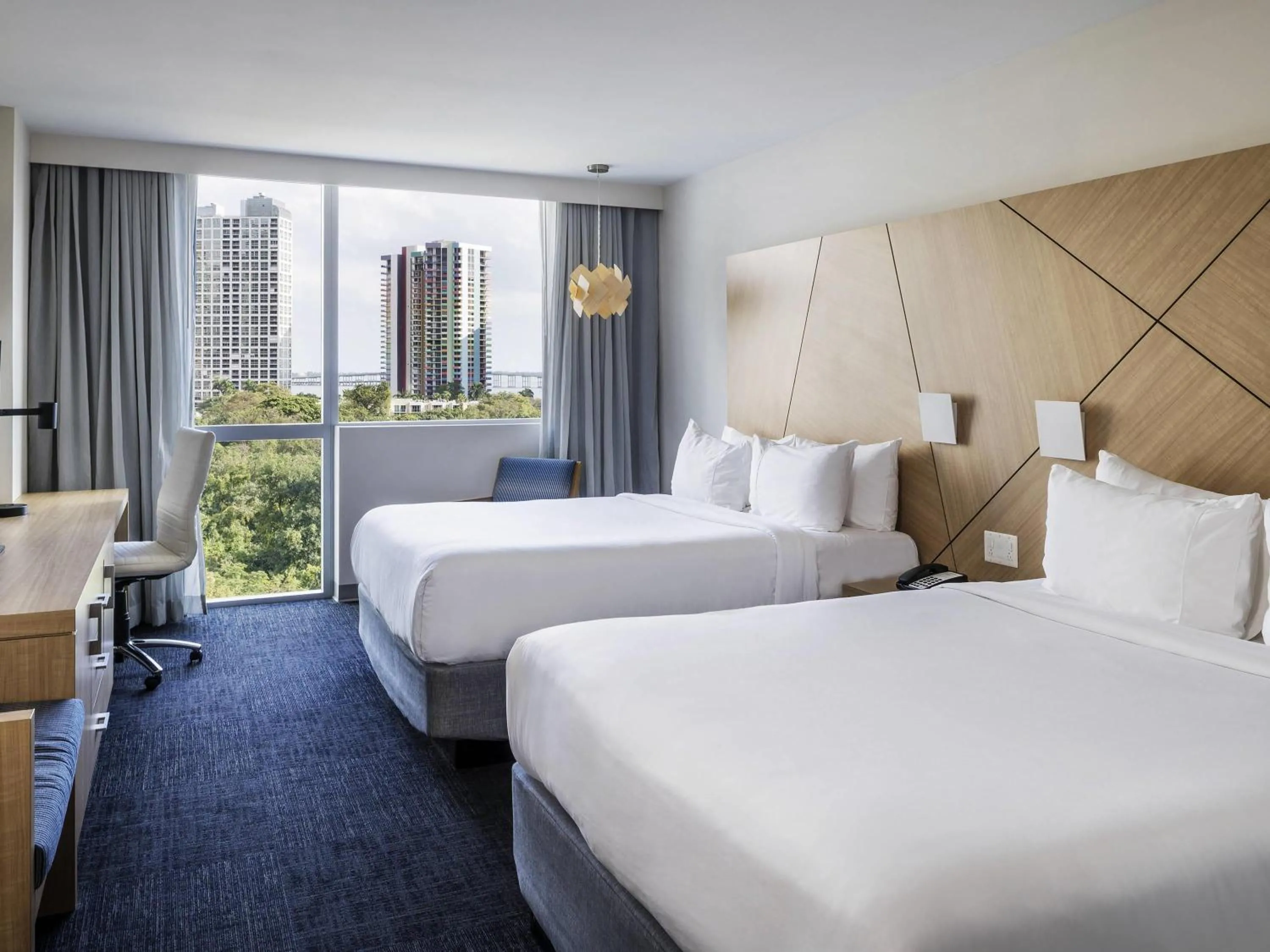 Bedroom, Bed in Novotel Miami Brickell