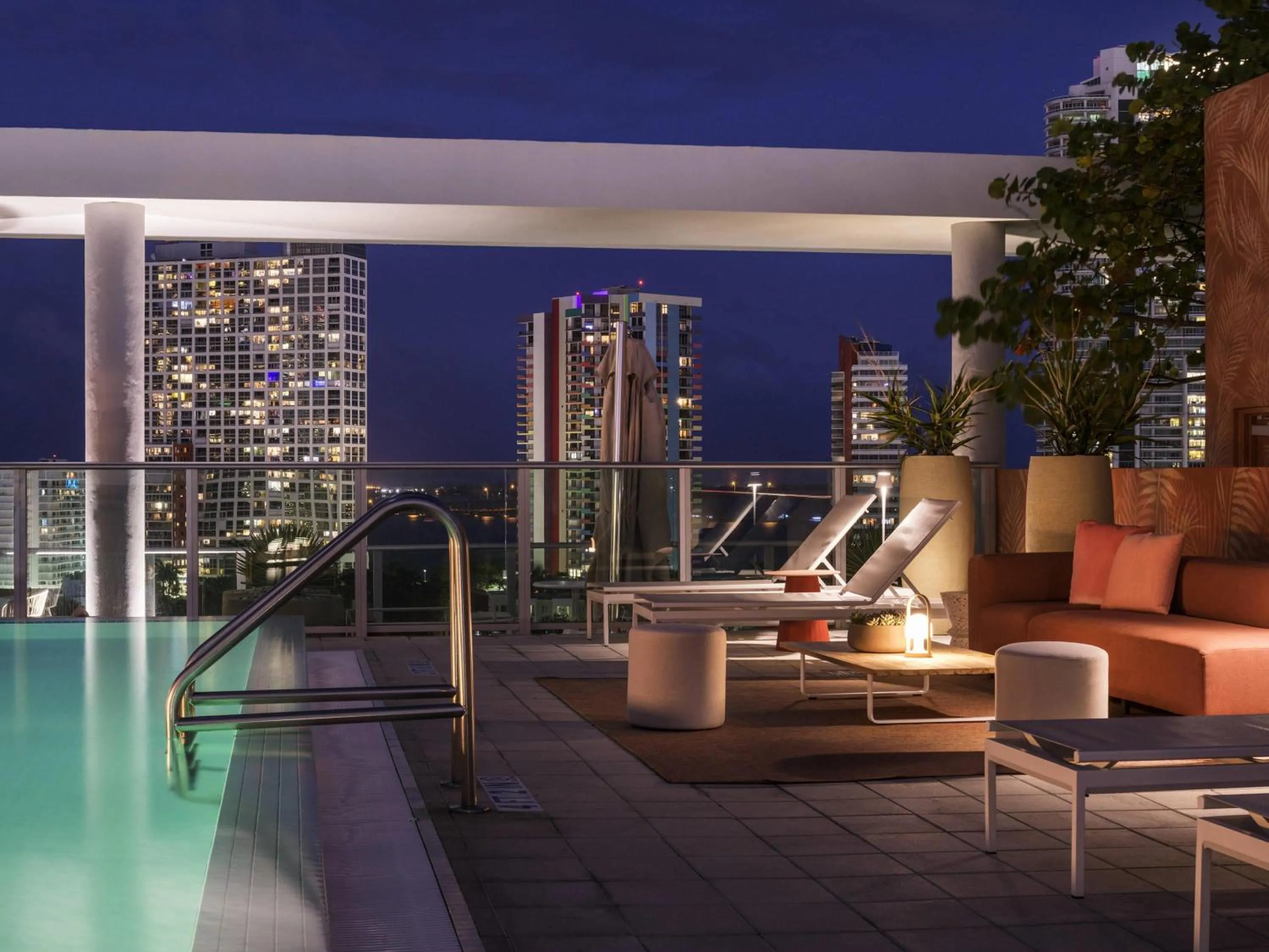 Pool view in Novotel Miami Brickell