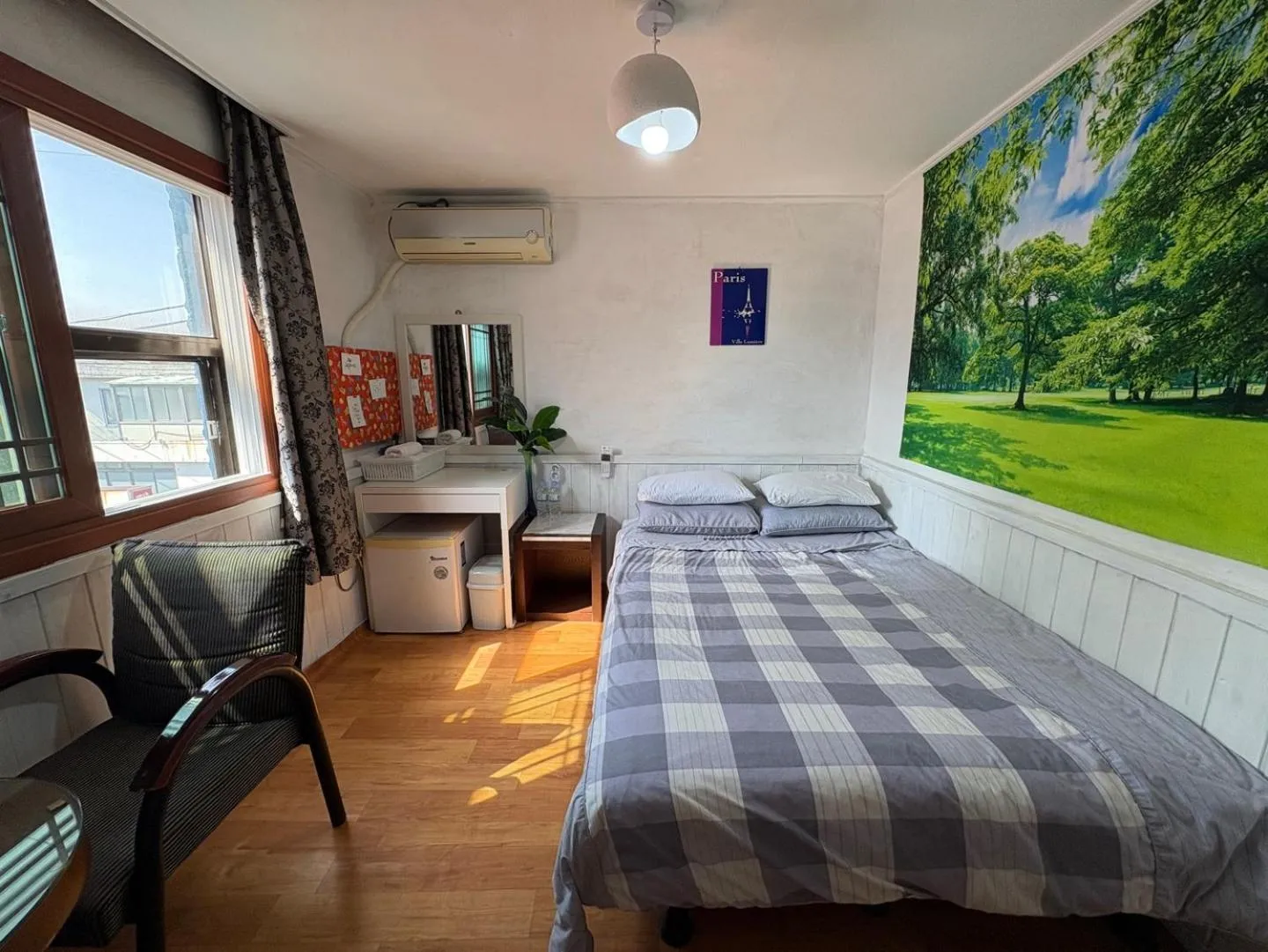 Decorative detail, Bed in Gudeok Guesthouse