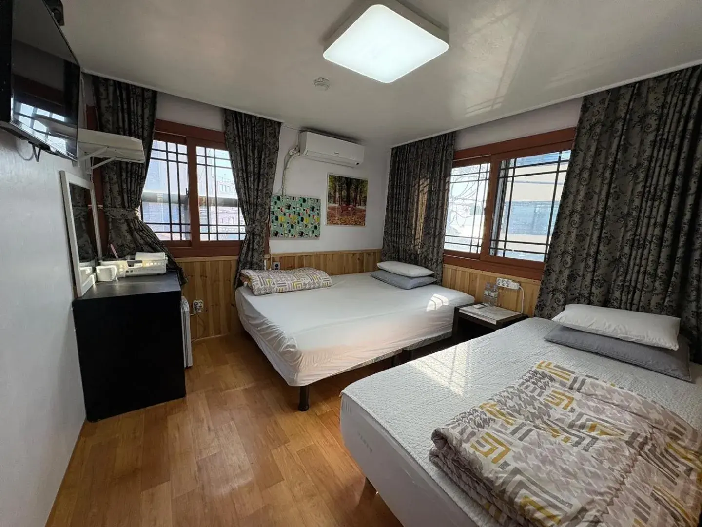 Deluxe Twin Room - single occupancy in Gudeok Guesthouse Deluxe Twin Room - single occupancy in Gudeok Guesthouse