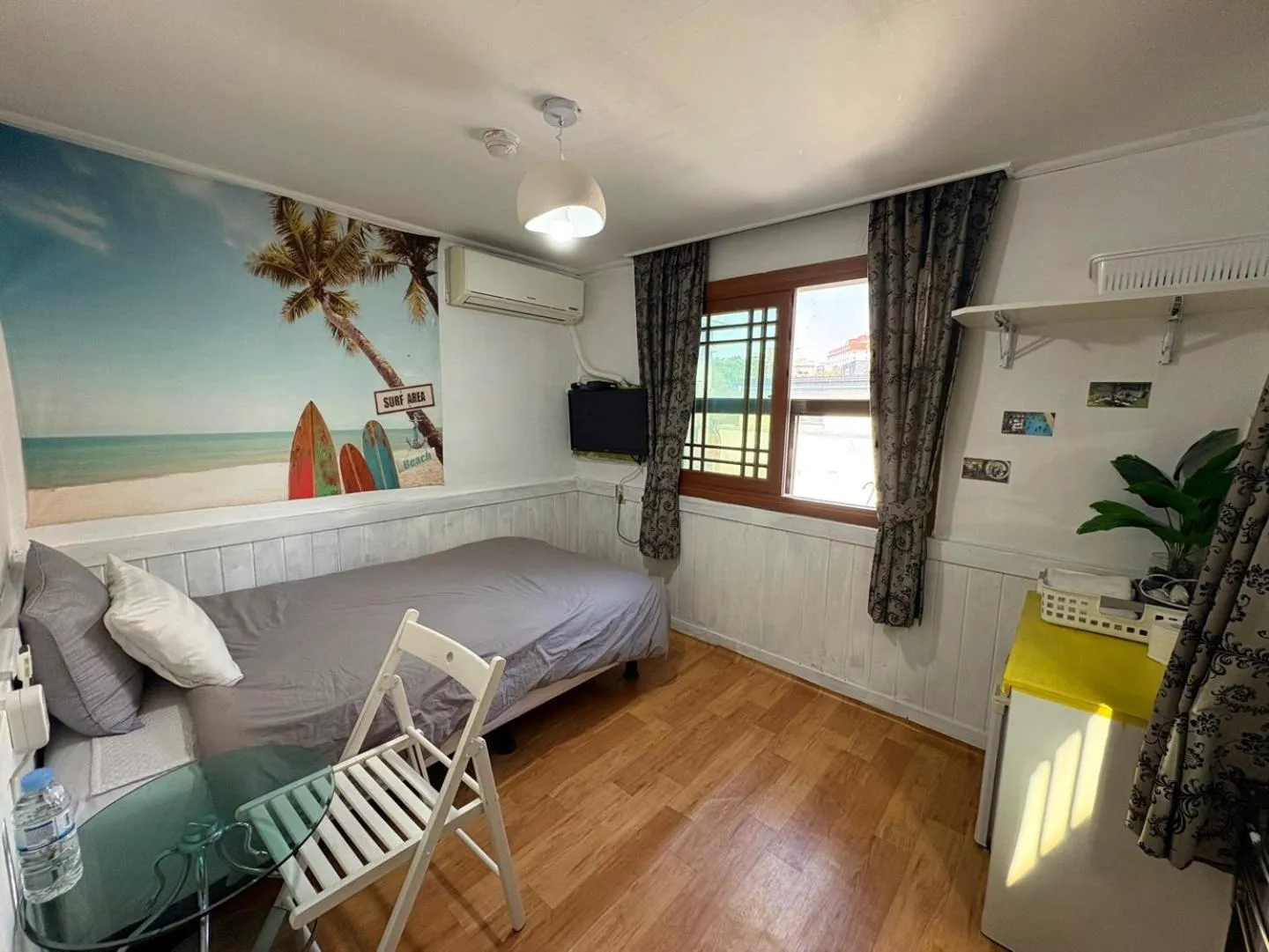 Decorative detail, Bed in Gudeok Guesthouse