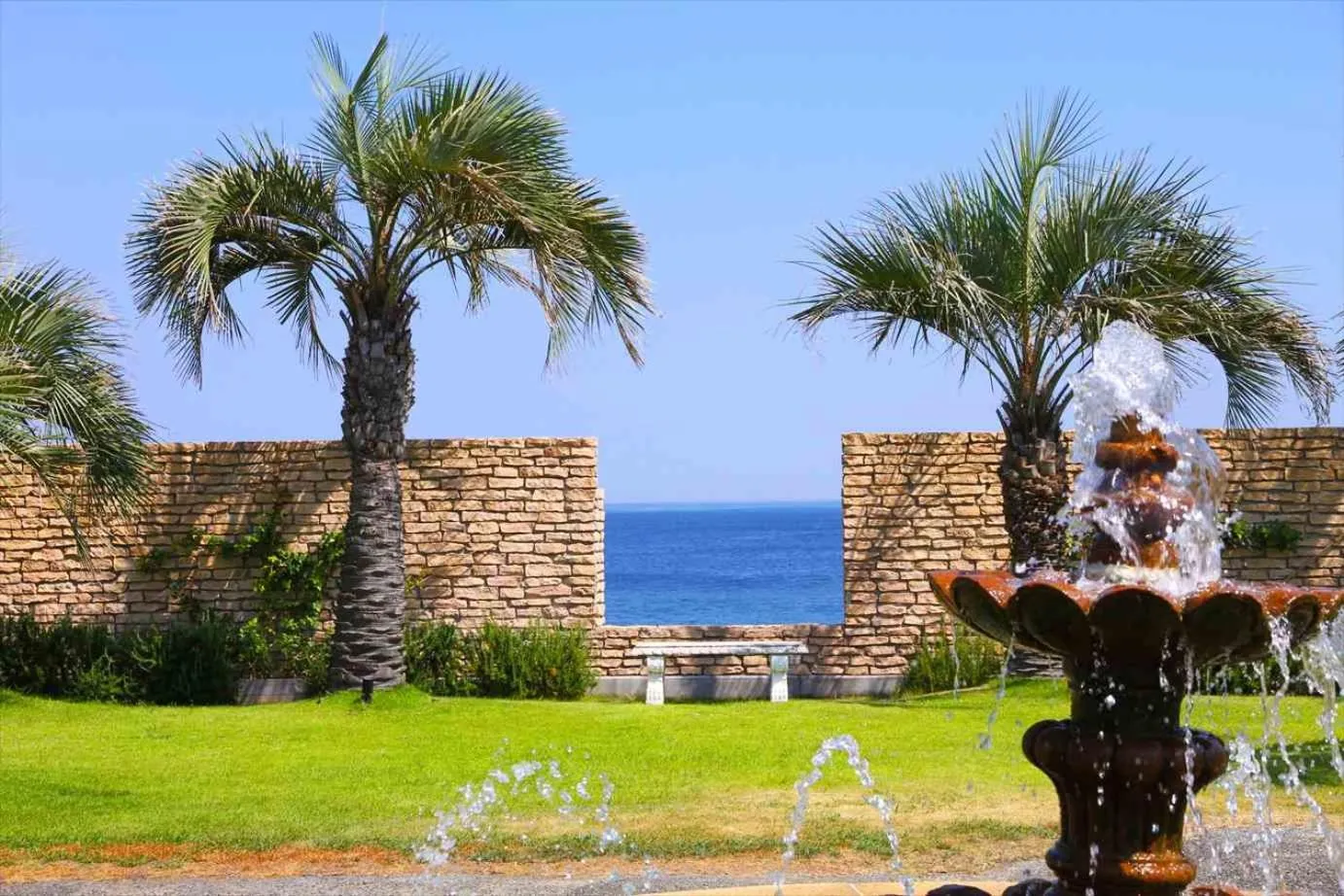 Garden in AoAwo Naruto Resort