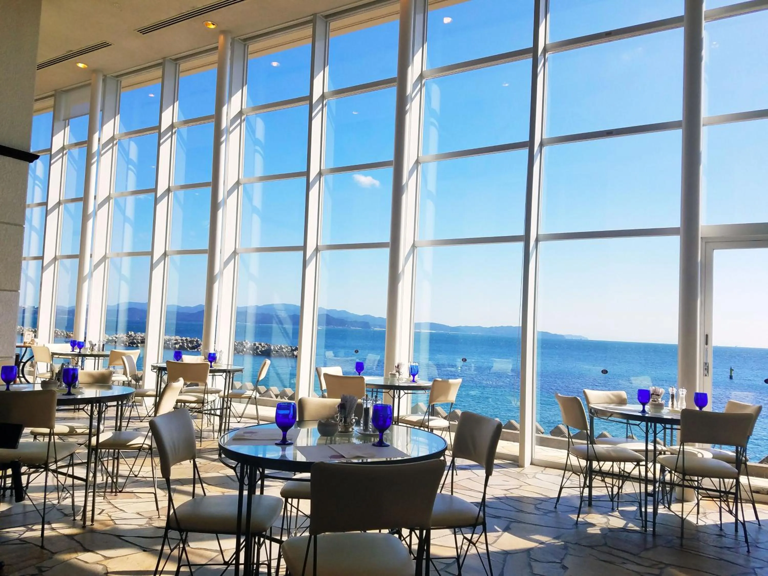 Restaurant/places to eat in AoAwo Naruto Resort