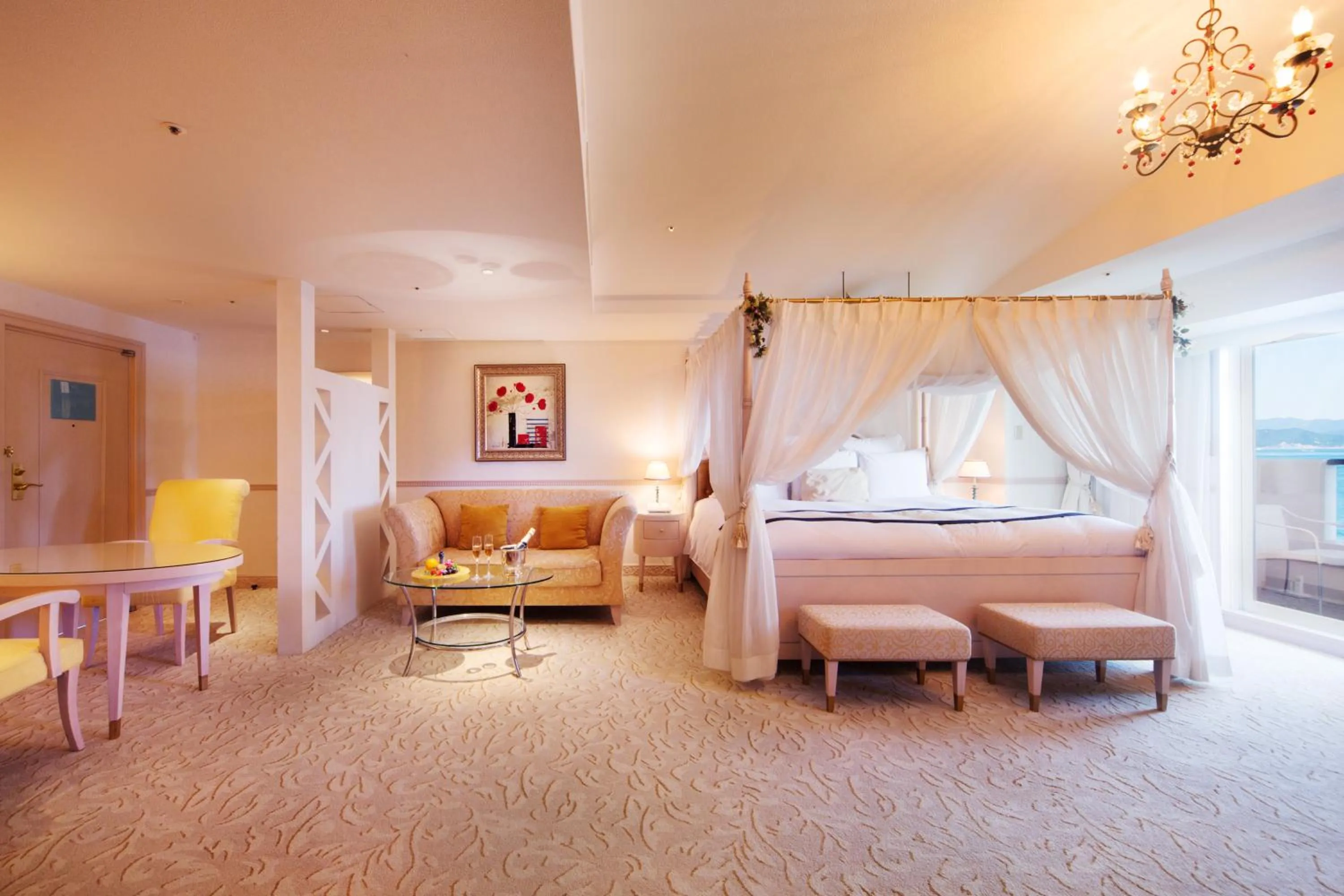 Bed in AoAwo Naruto Resort