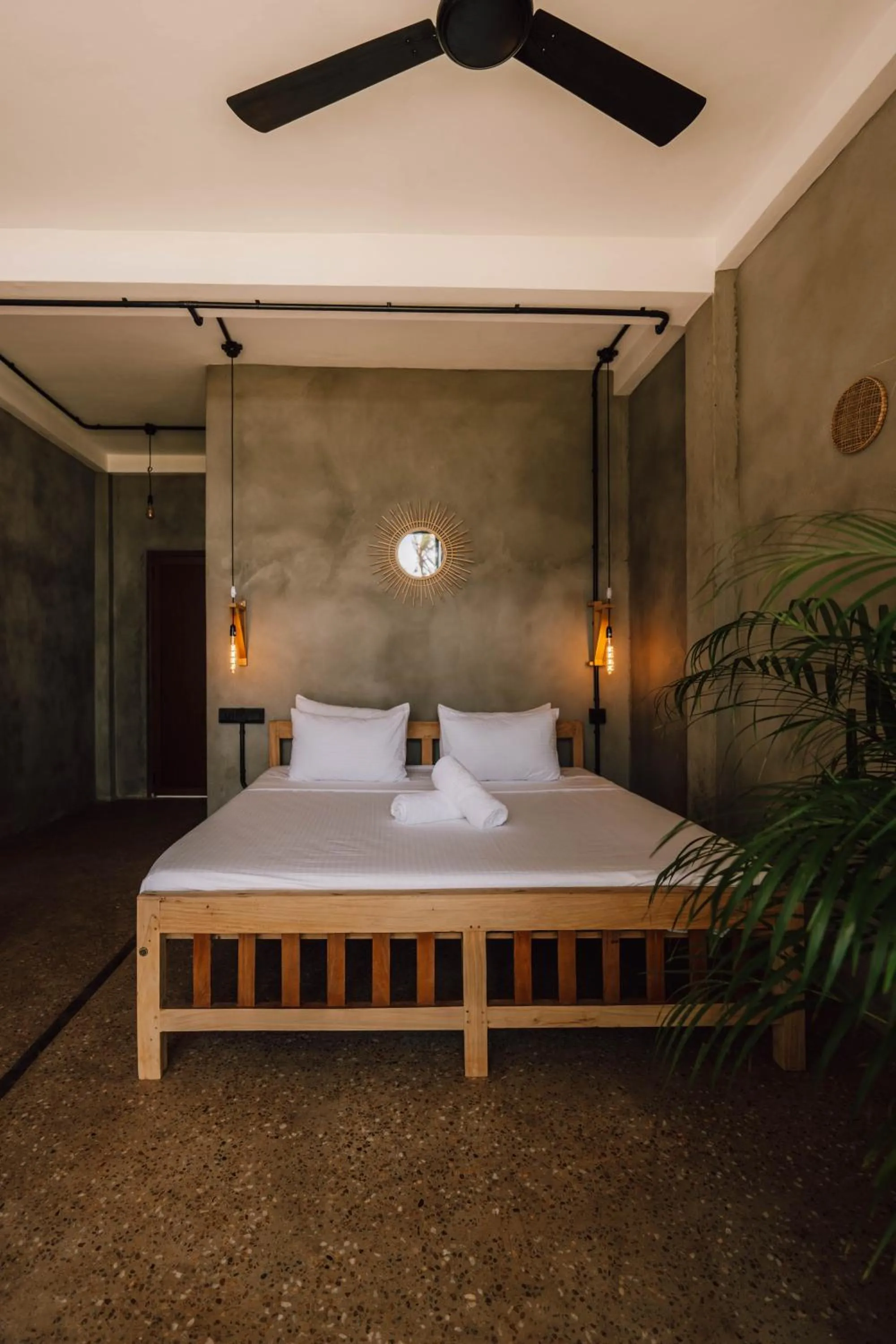 Photo of the whole room, Bed in Surfescape Sri Lanka