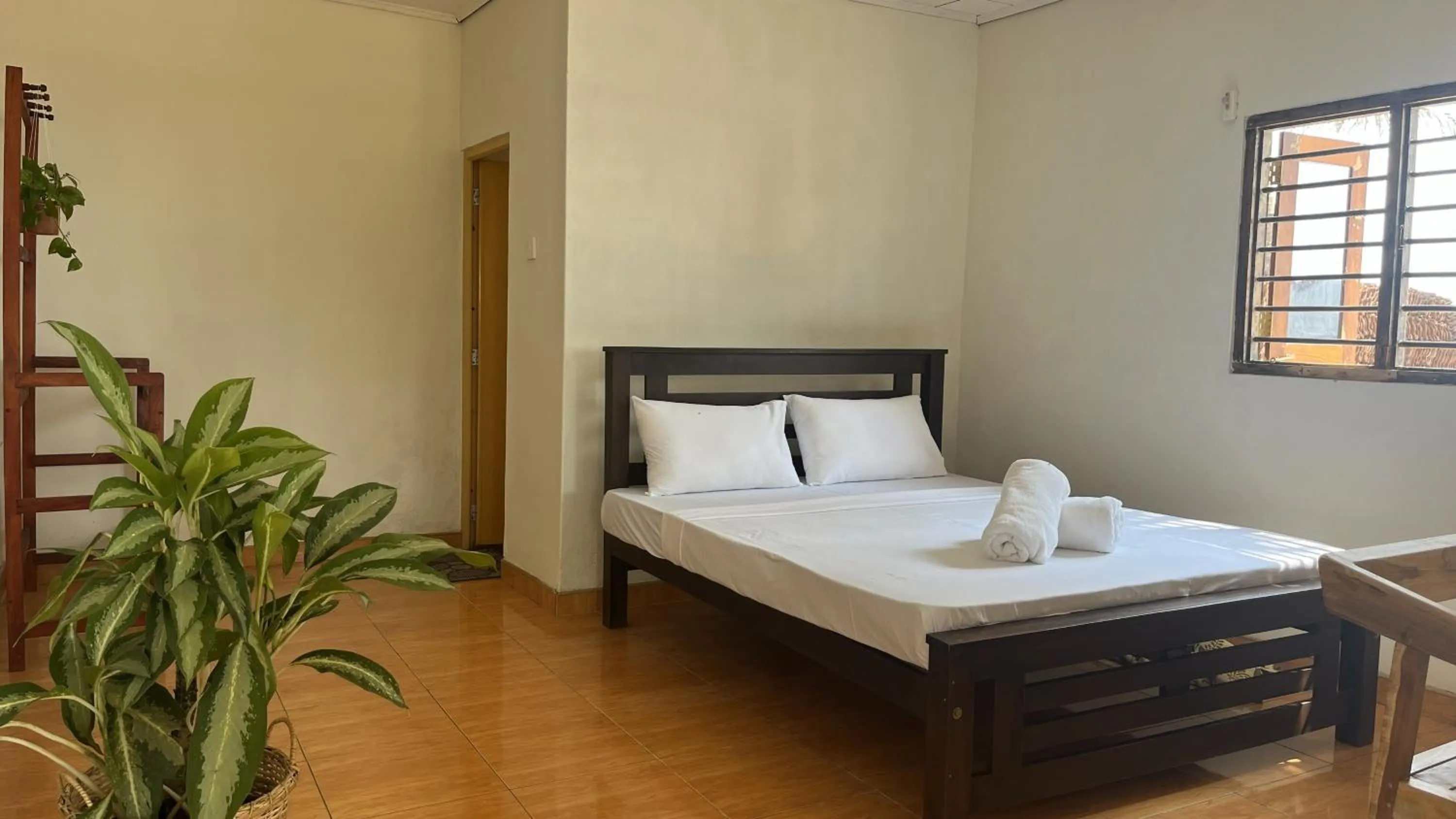 Bedroom, Bed in Surfescape Sri Lanka