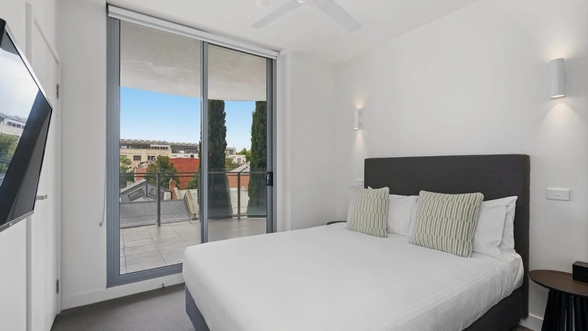 Bedroom, Bed in District Apartments Fitzroy