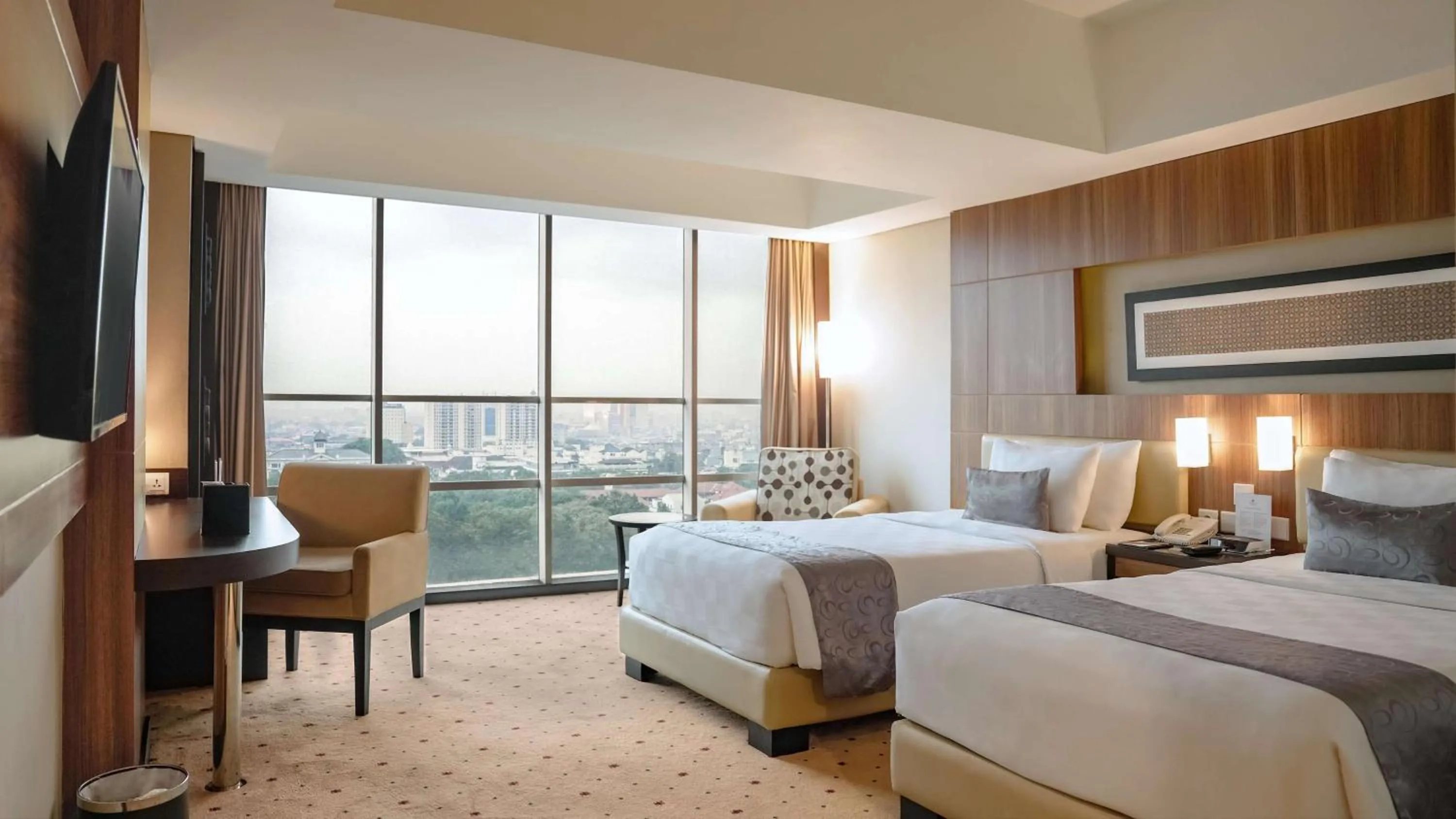 Bedroom, Bed in Best Western Premier La Grande Bandung