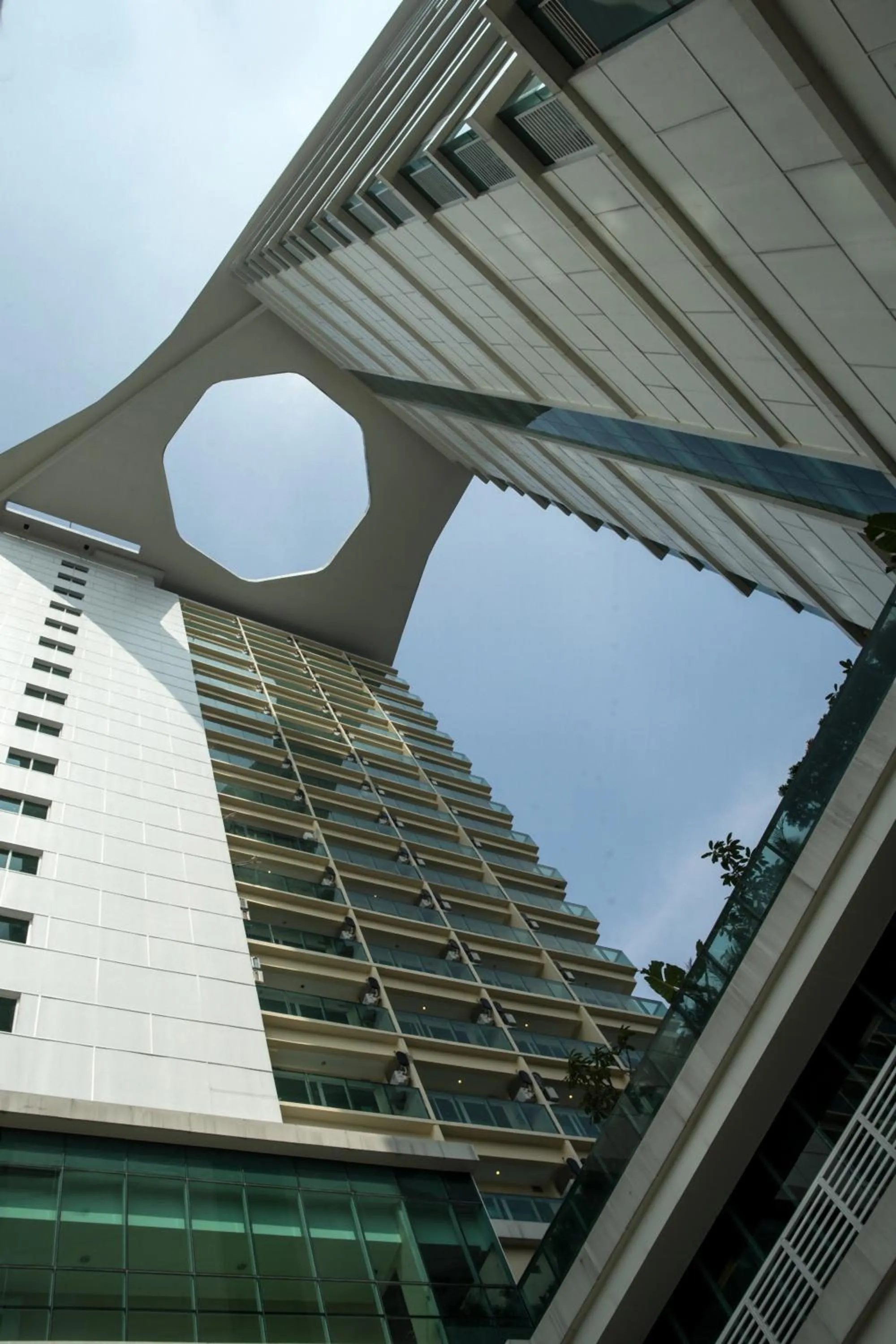 Property building in Best Western Premier La Grande Bandung