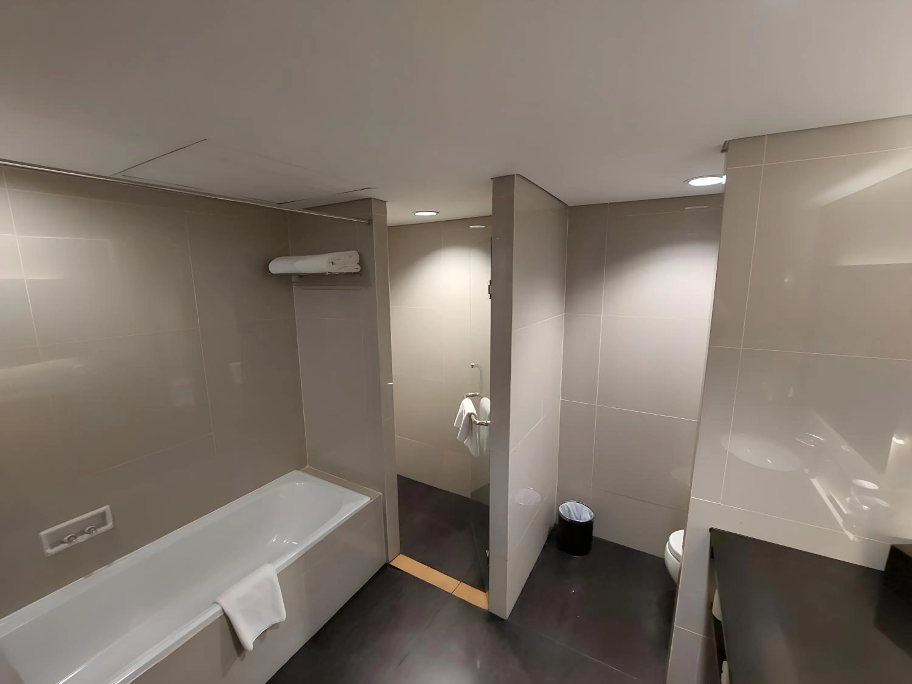 Bathroom in Best Western Premier La Grande Bandung