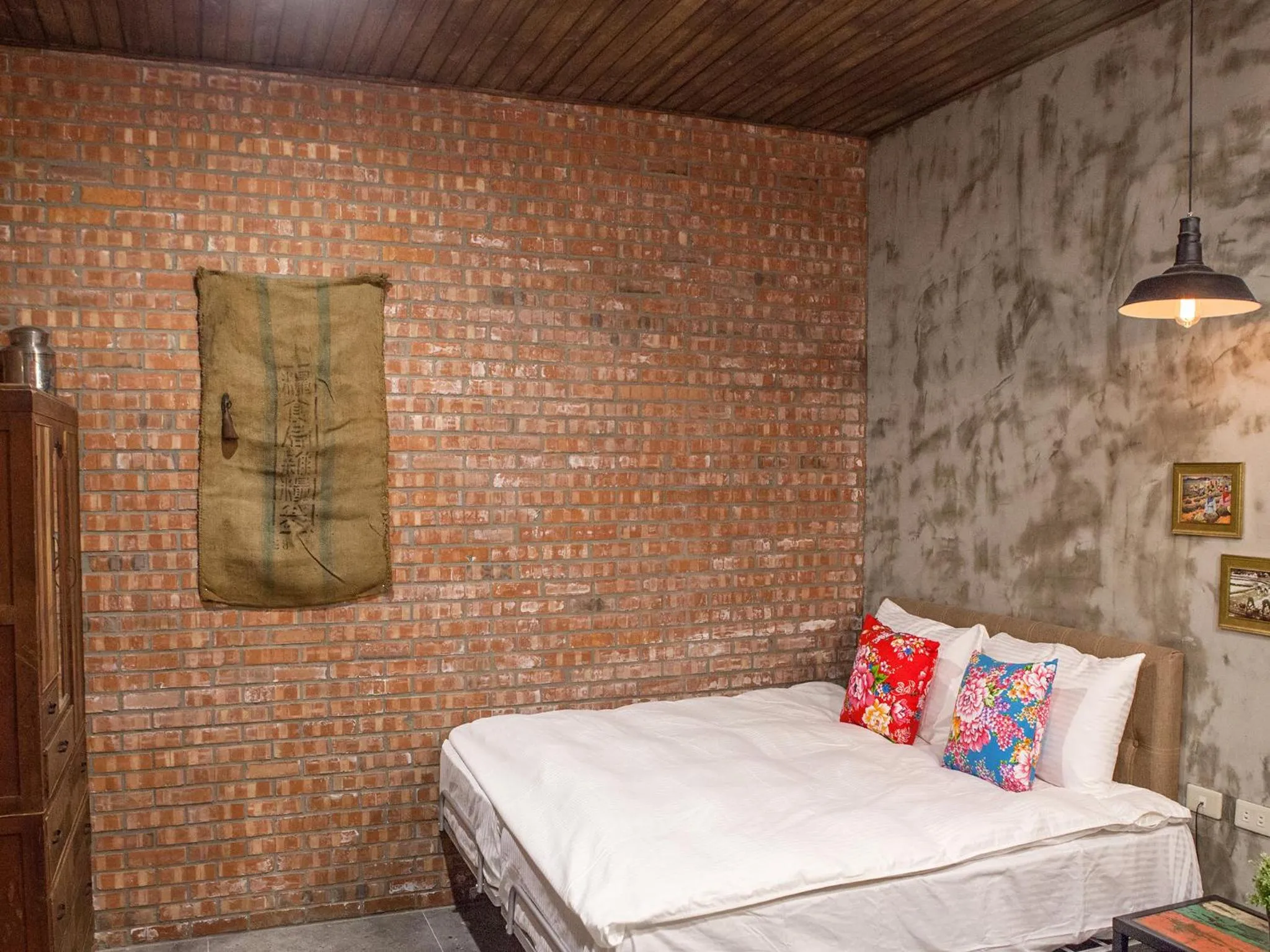 bunk bed, Bed in Jian Shan Hotel