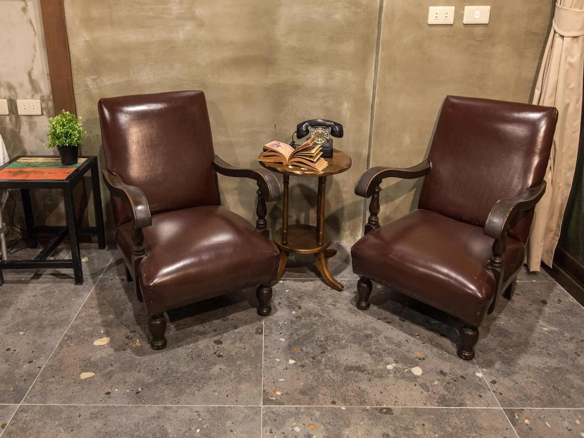 Decorative detail in Jian Shan Hotel