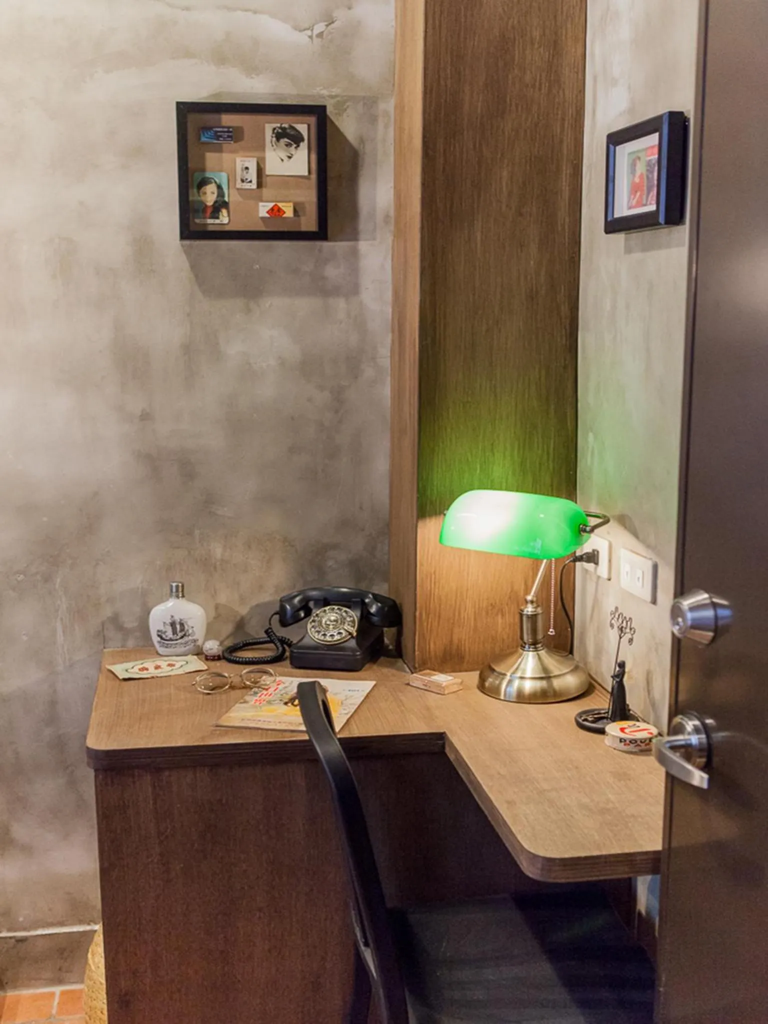 Decorative detail in Jian Shan Hotel