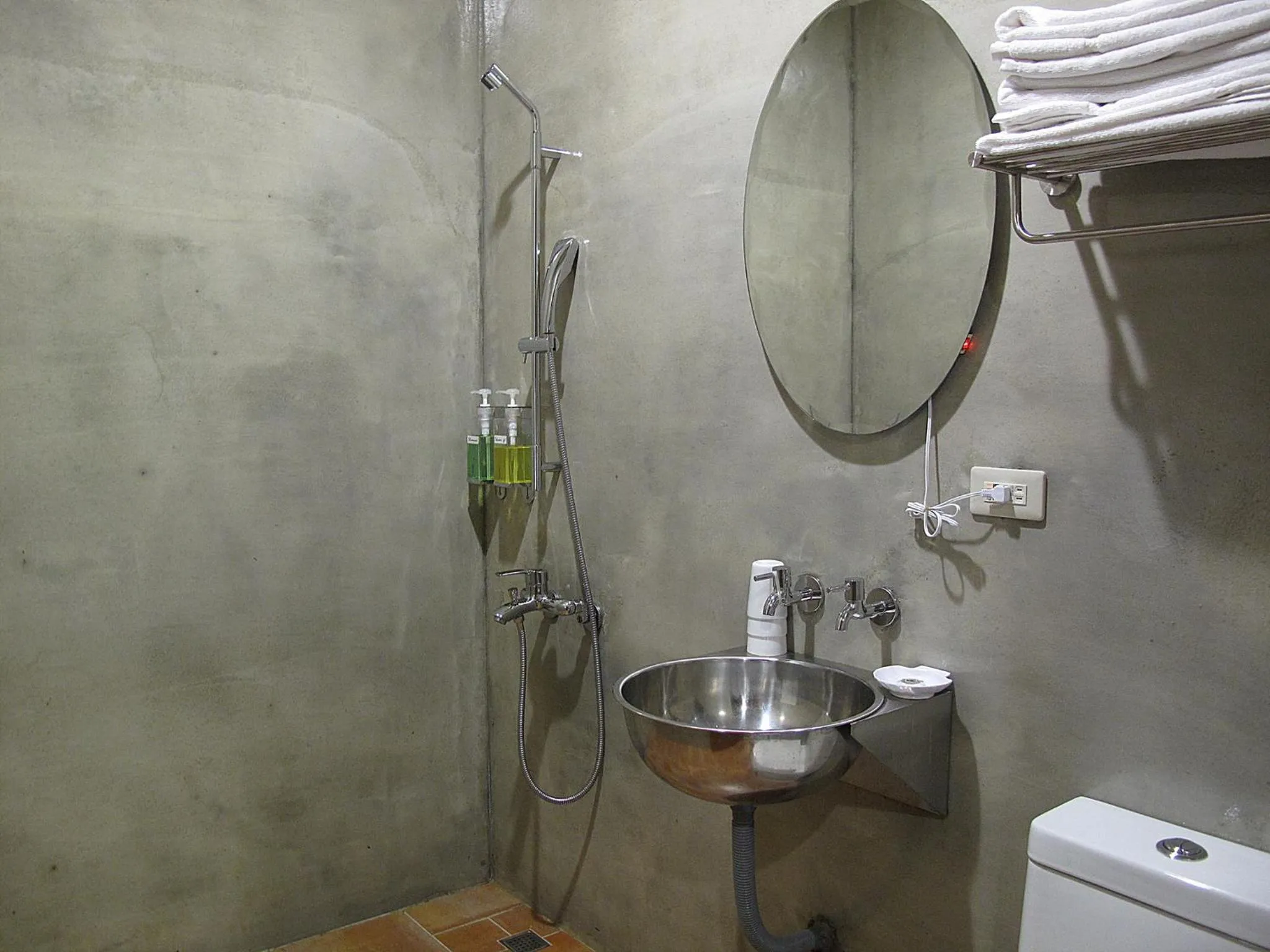 Bathroom in Jian Shan Hotel