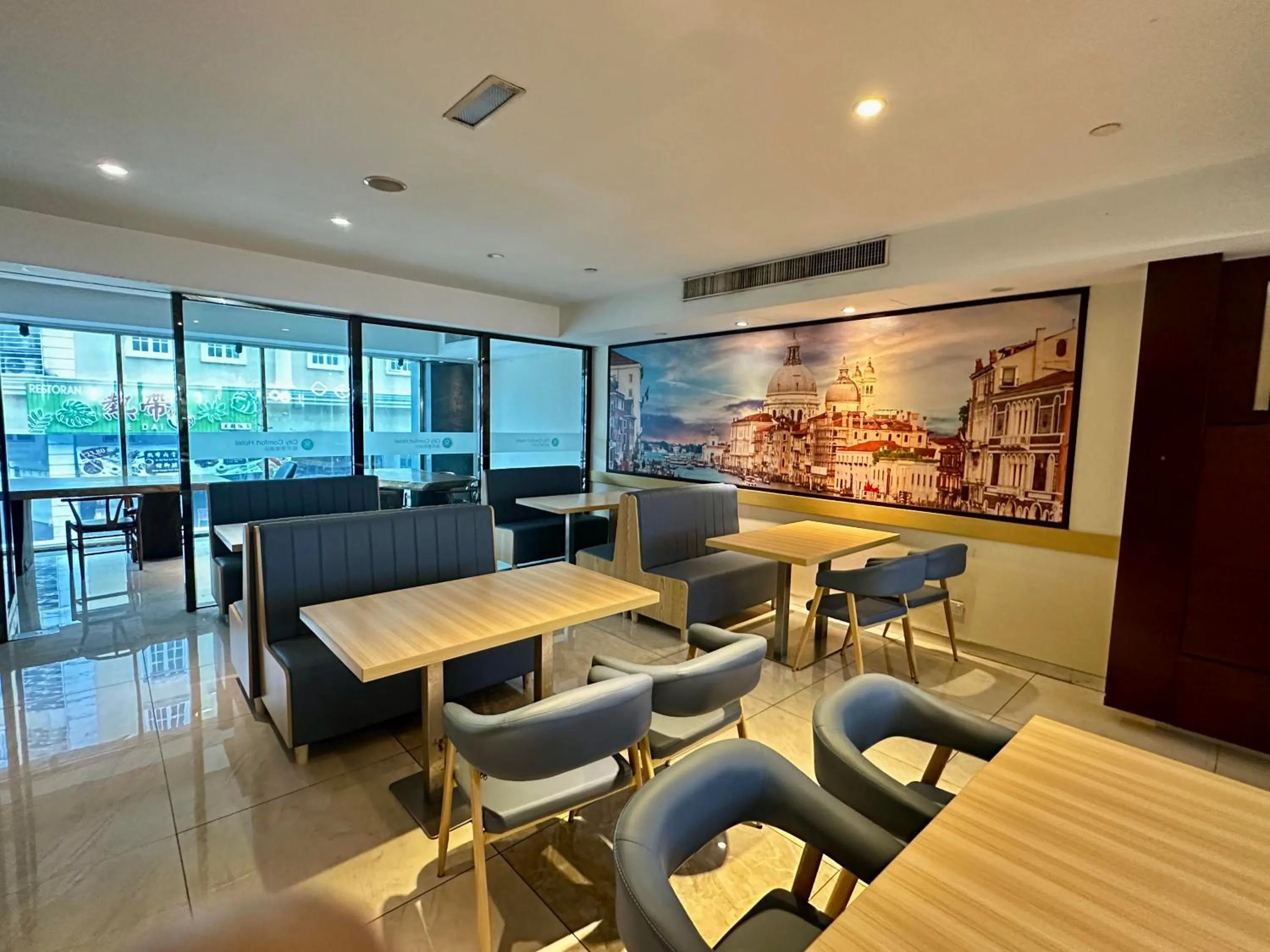Restaurant/places to eat in City Comfort Hotel Kuala Lumpur City Center (Bukit Bintang)