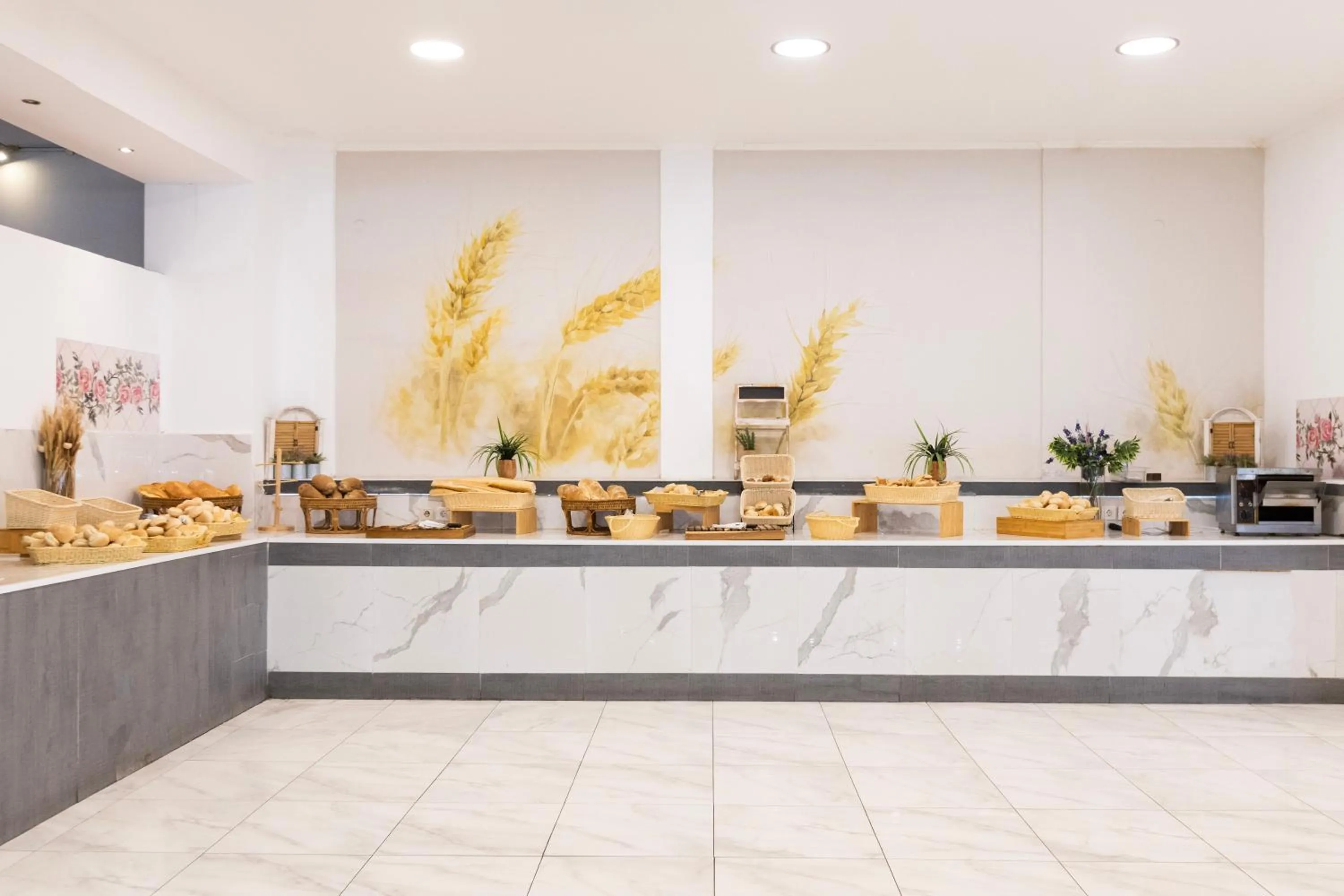 Restaurant/places to eat in Sandy Beach Resort - Rizos Resort