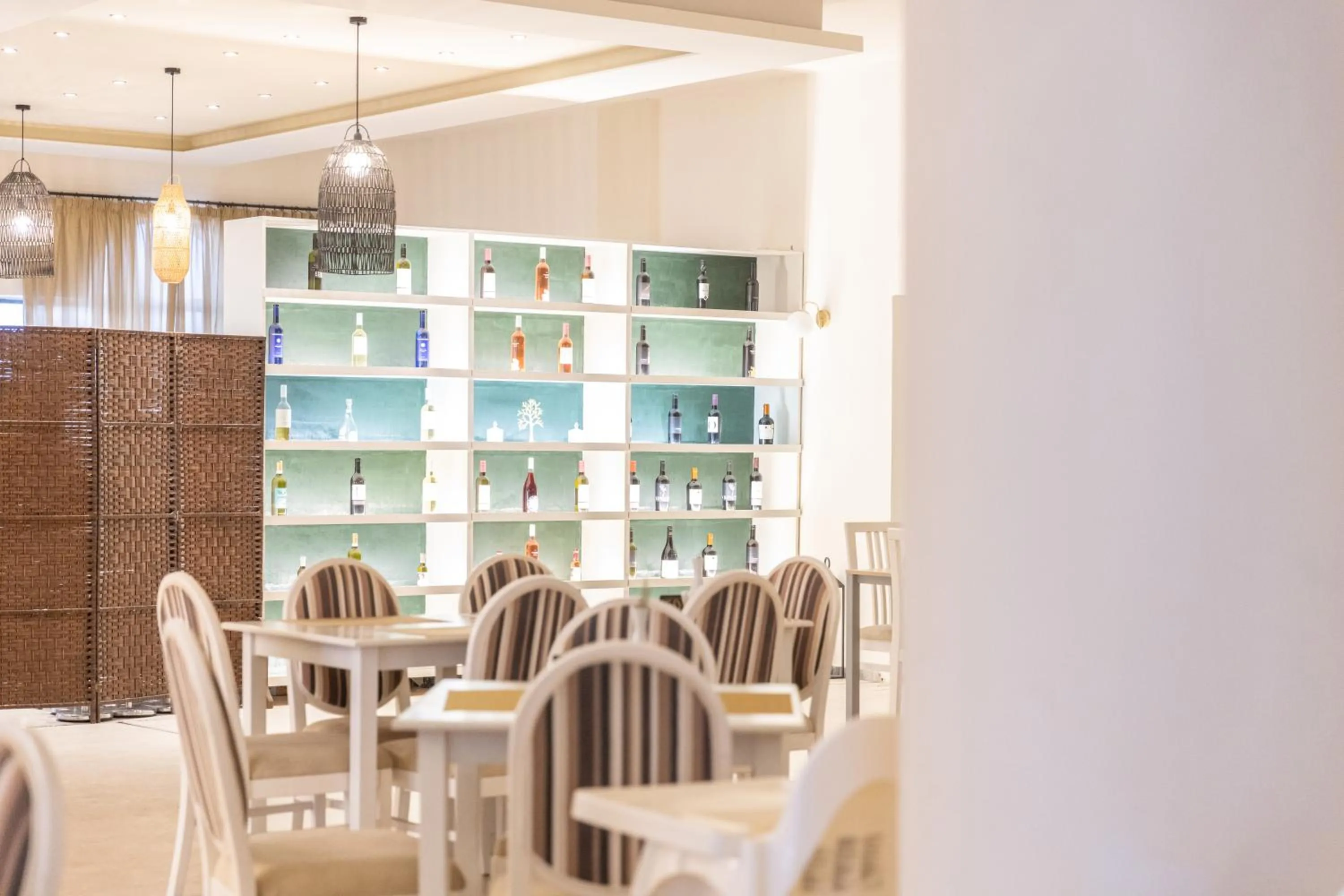 Restaurant/places to eat in Sandy Beach Resort - Rizos Resort