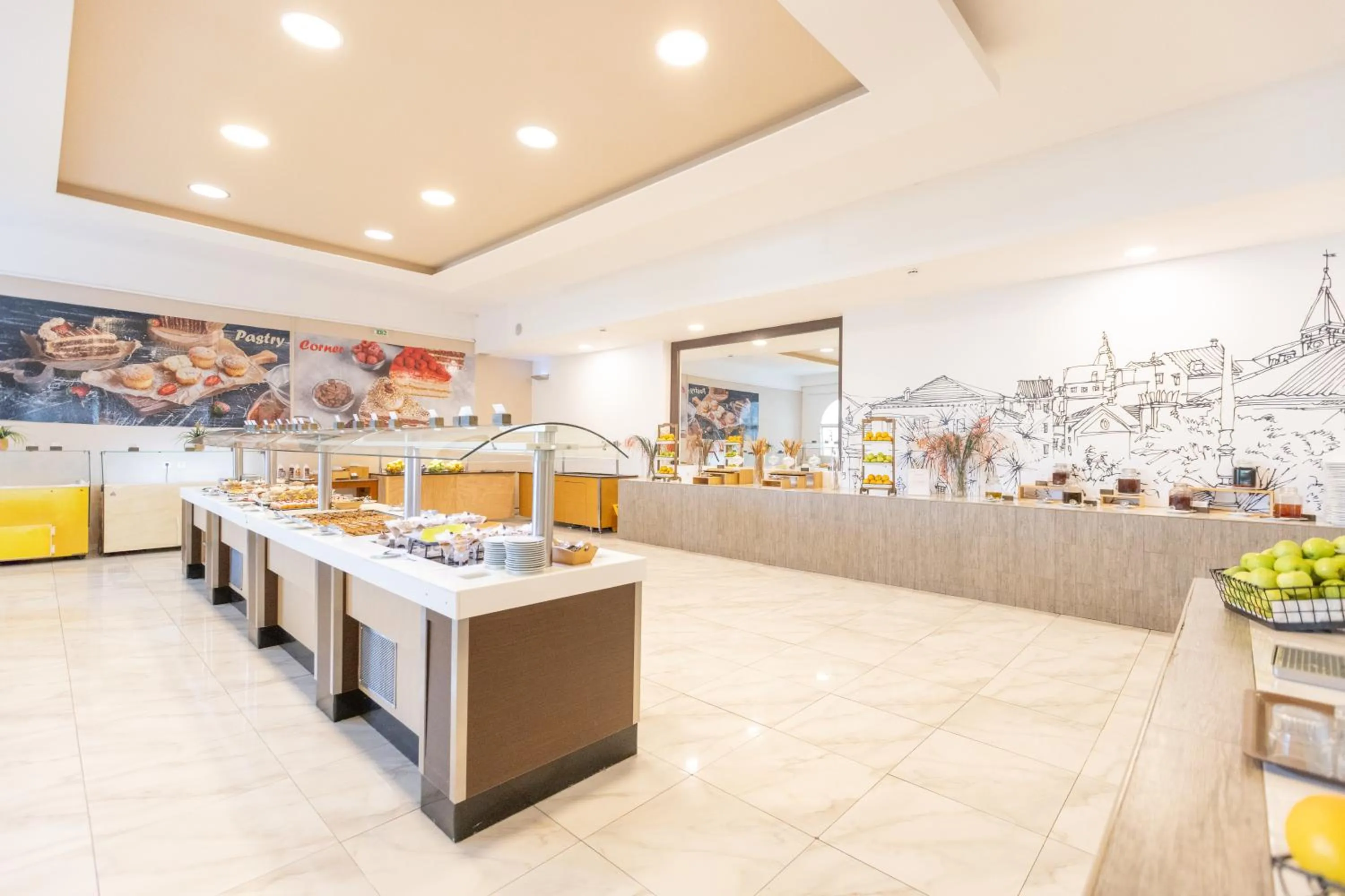 Restaurant/places to eat in Sandy Beach Resort - Rizos Resort