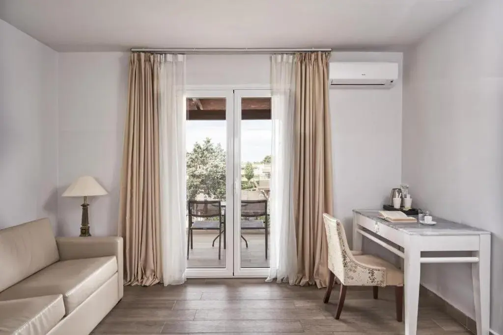 Superior Quadruple Room in Sandy Beach Resort - Rizos Resort Superior Quadruple Room in Sandy Beach Resort - Rizos Resort