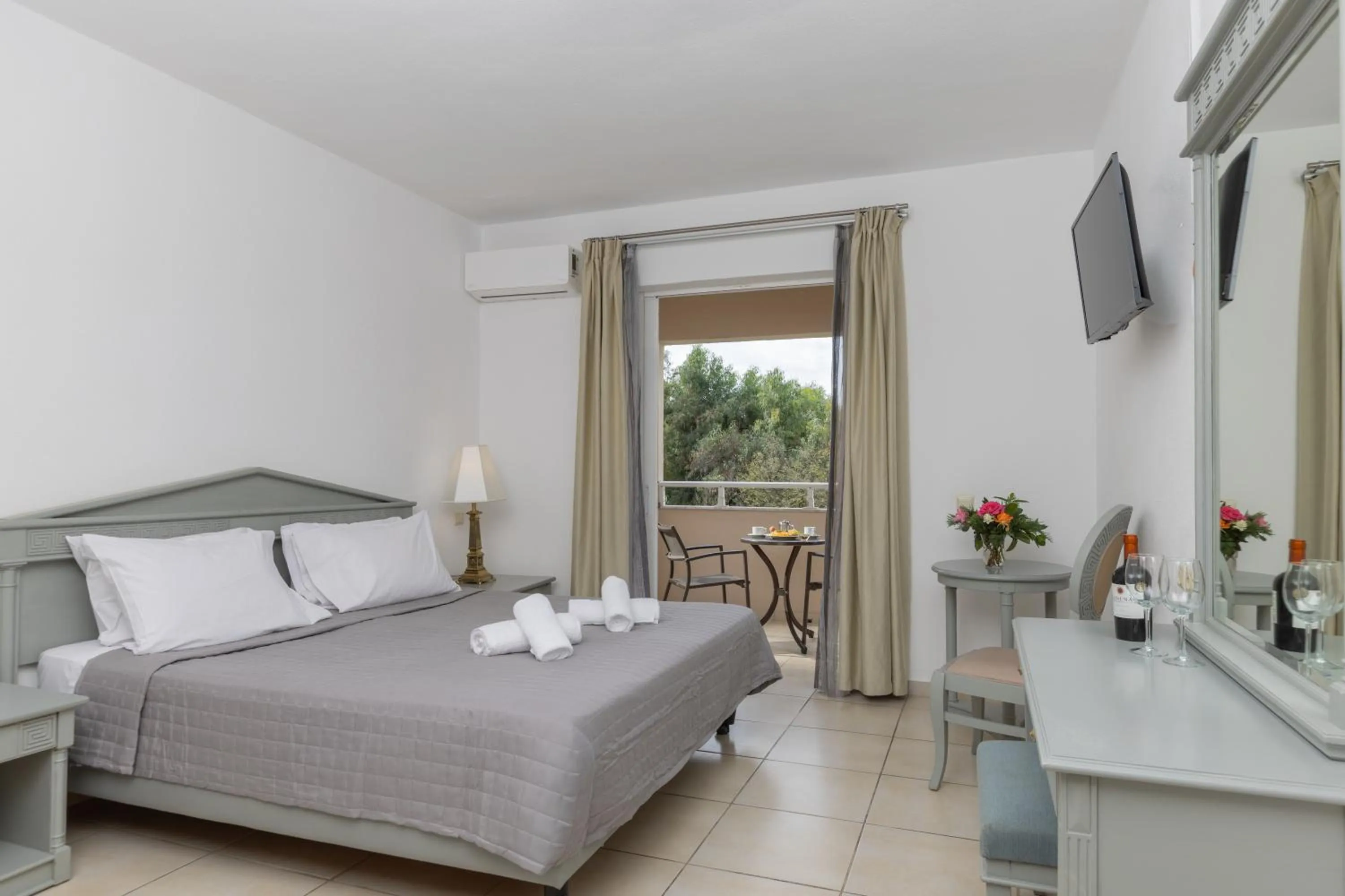 Bed in Sandy Beach Resort - Rizos Resort