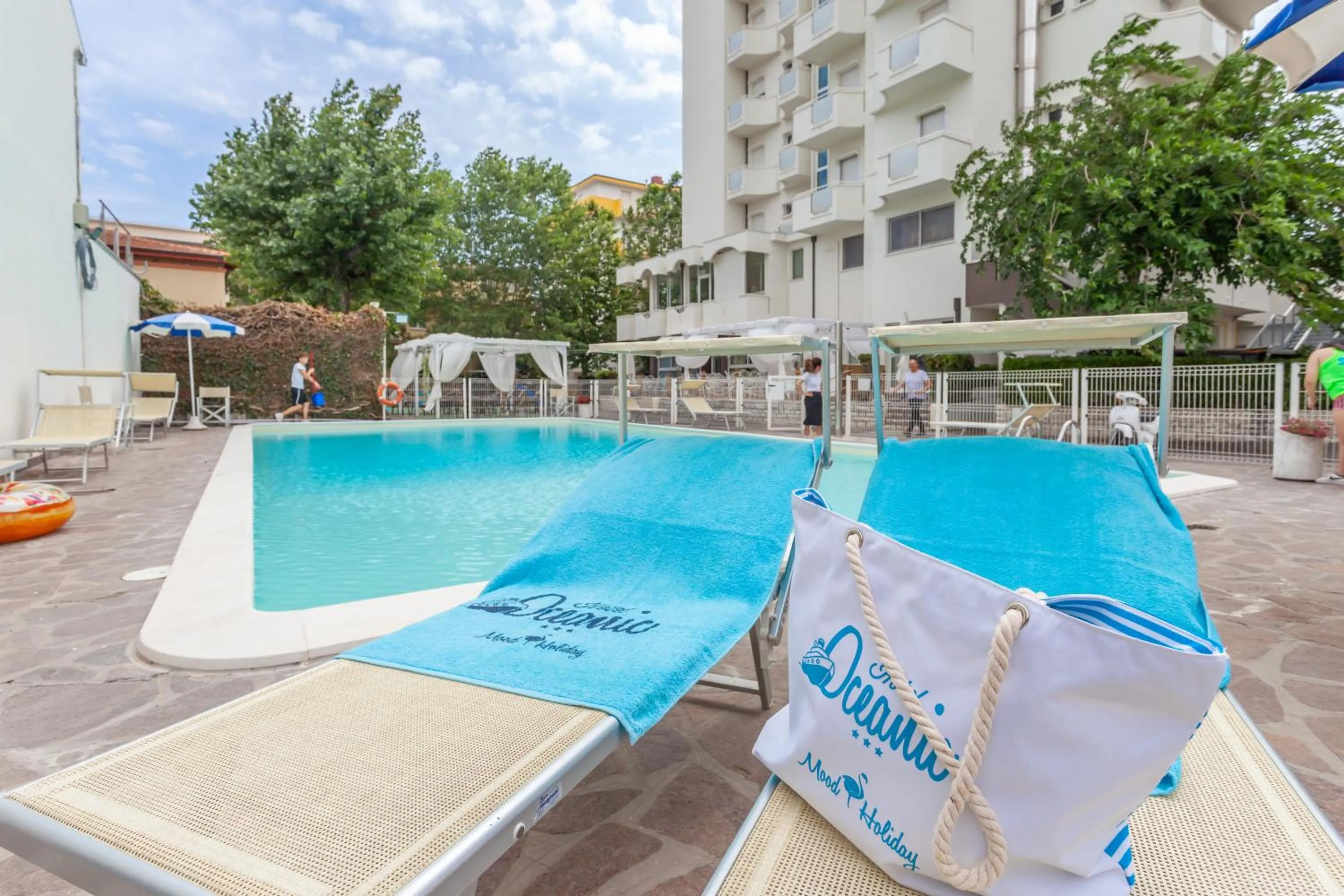 Swimming pool in Hotel Oceanic
