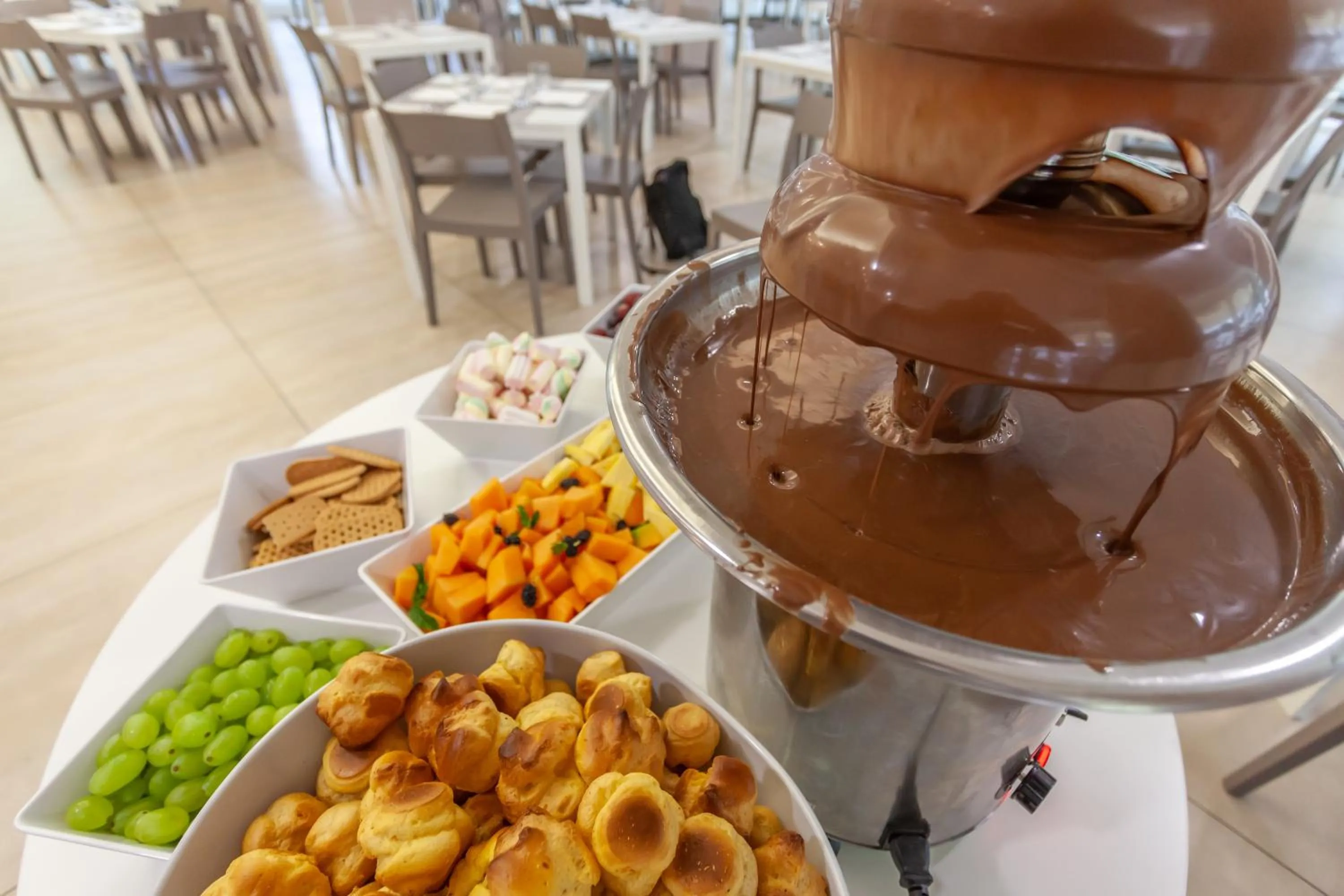 Food and drinks in Hotel Oceanic