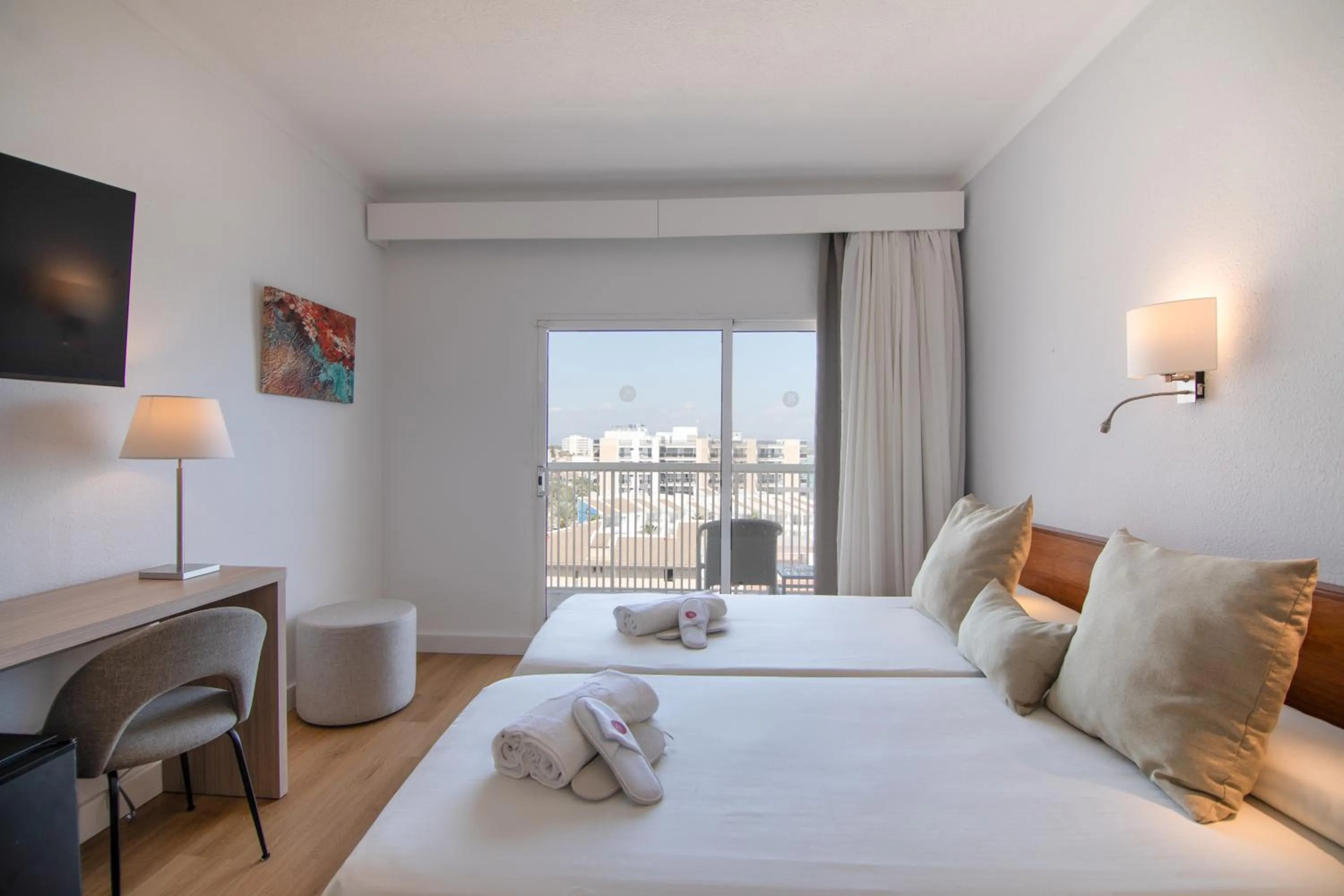 Bedroom, Bed in JS Miramar