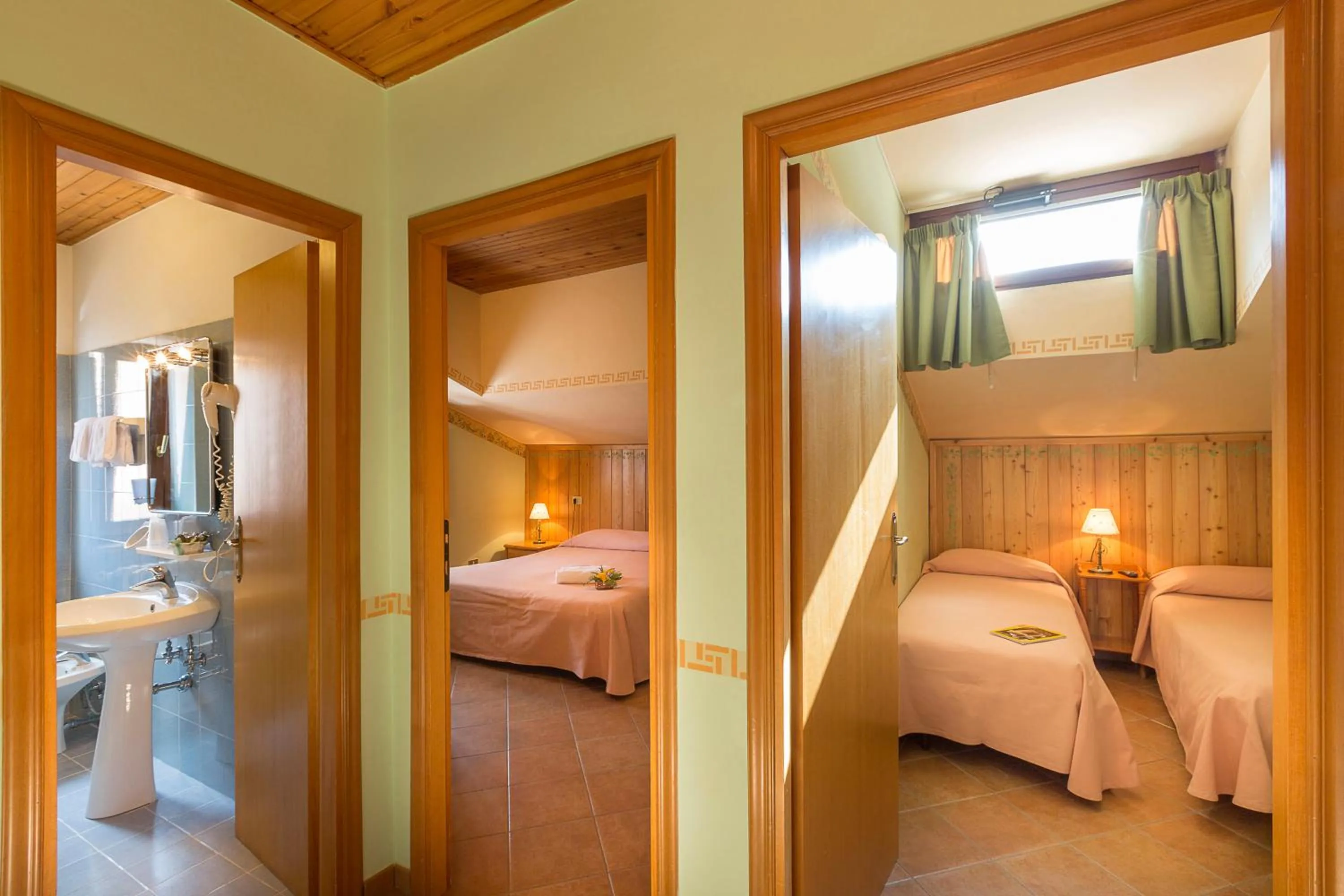 Photo of the whole room, Bed in Hotel Trieste