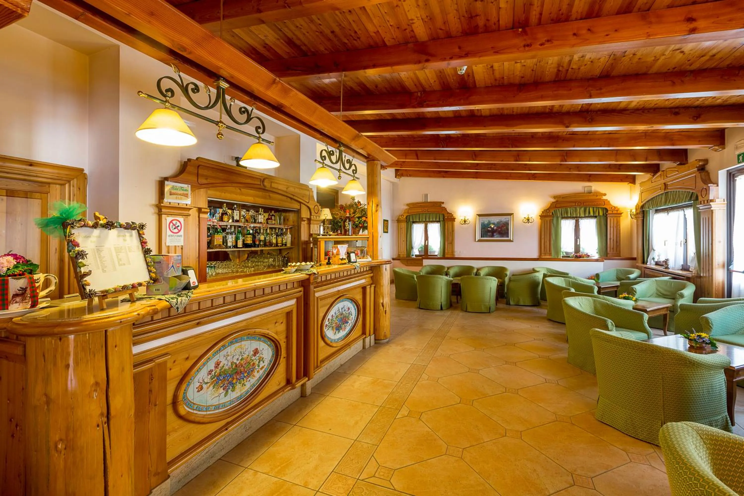 Lounge or bar in Hotel Trieste
