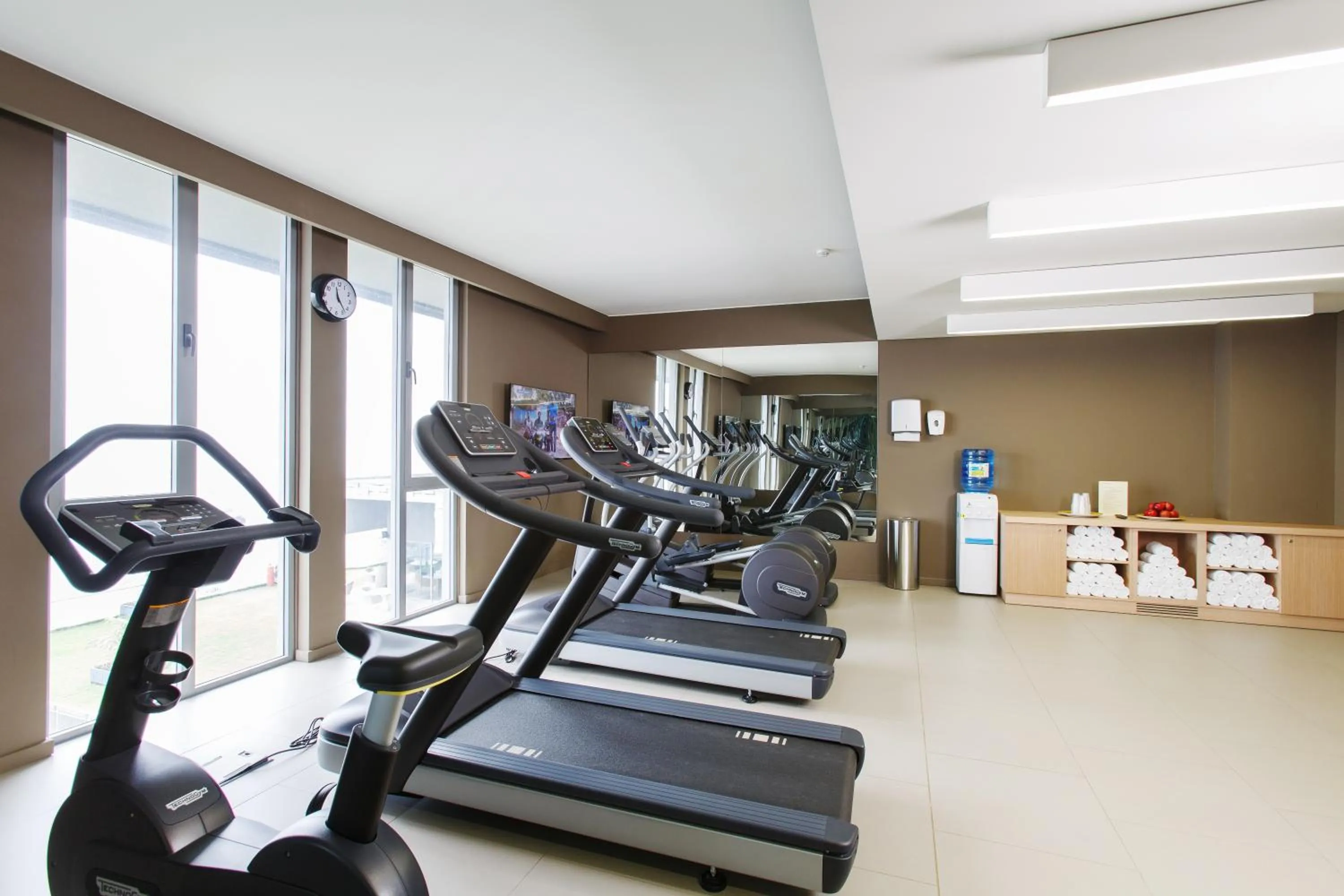 Fitness centre/facilities in Noom Hotel Conakry