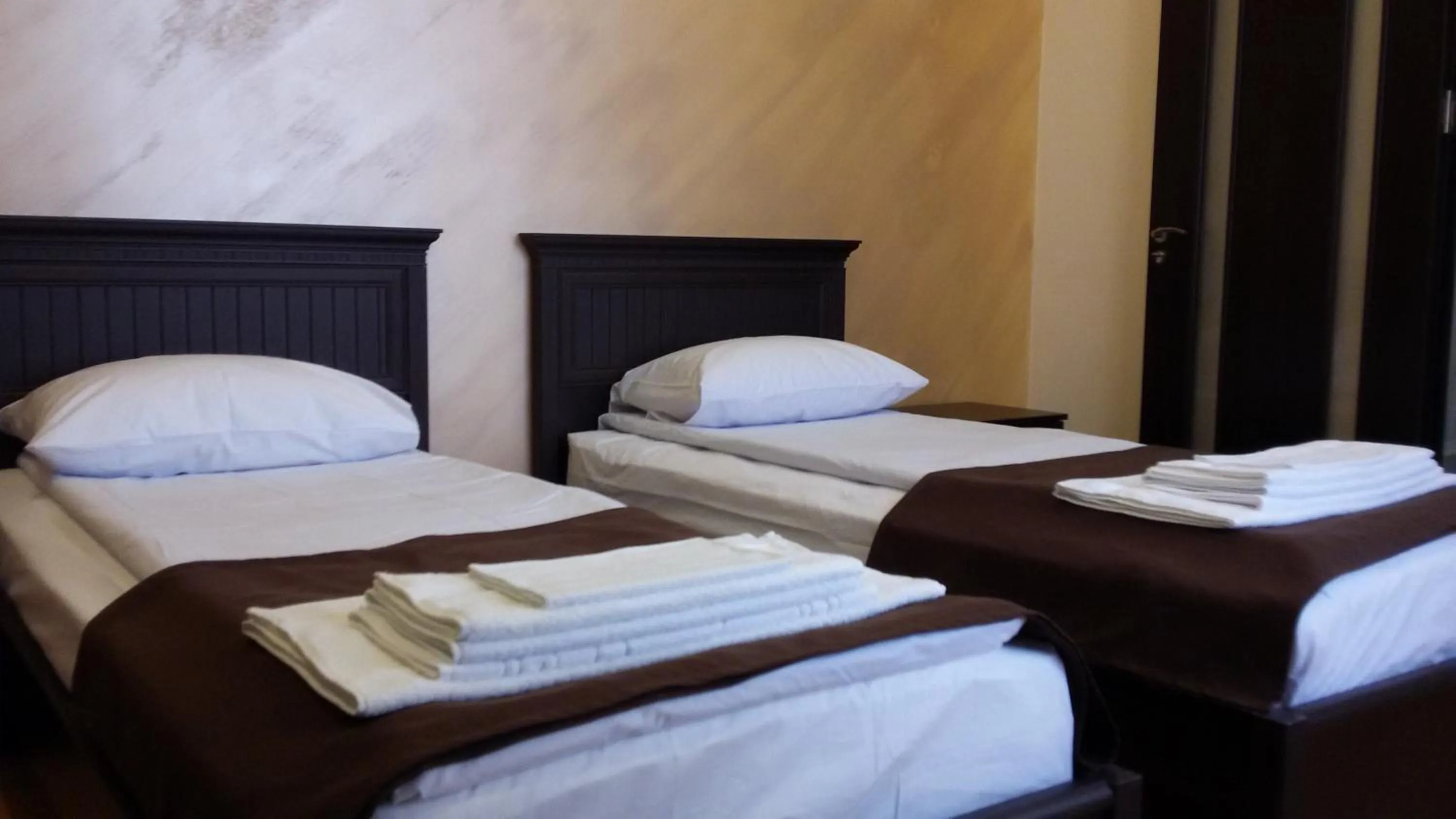 Photo of the whole room in Best View Hotel