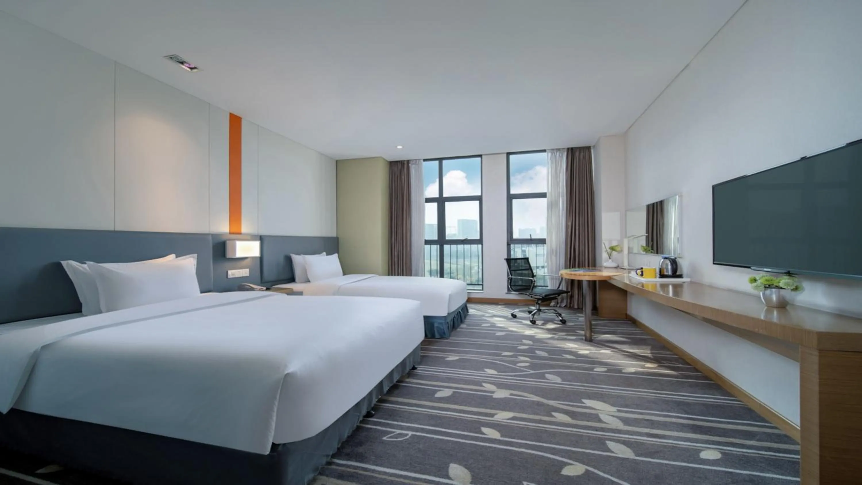 Photo of the whole room in Holiday Inn Express Chongqing University Town by IHG