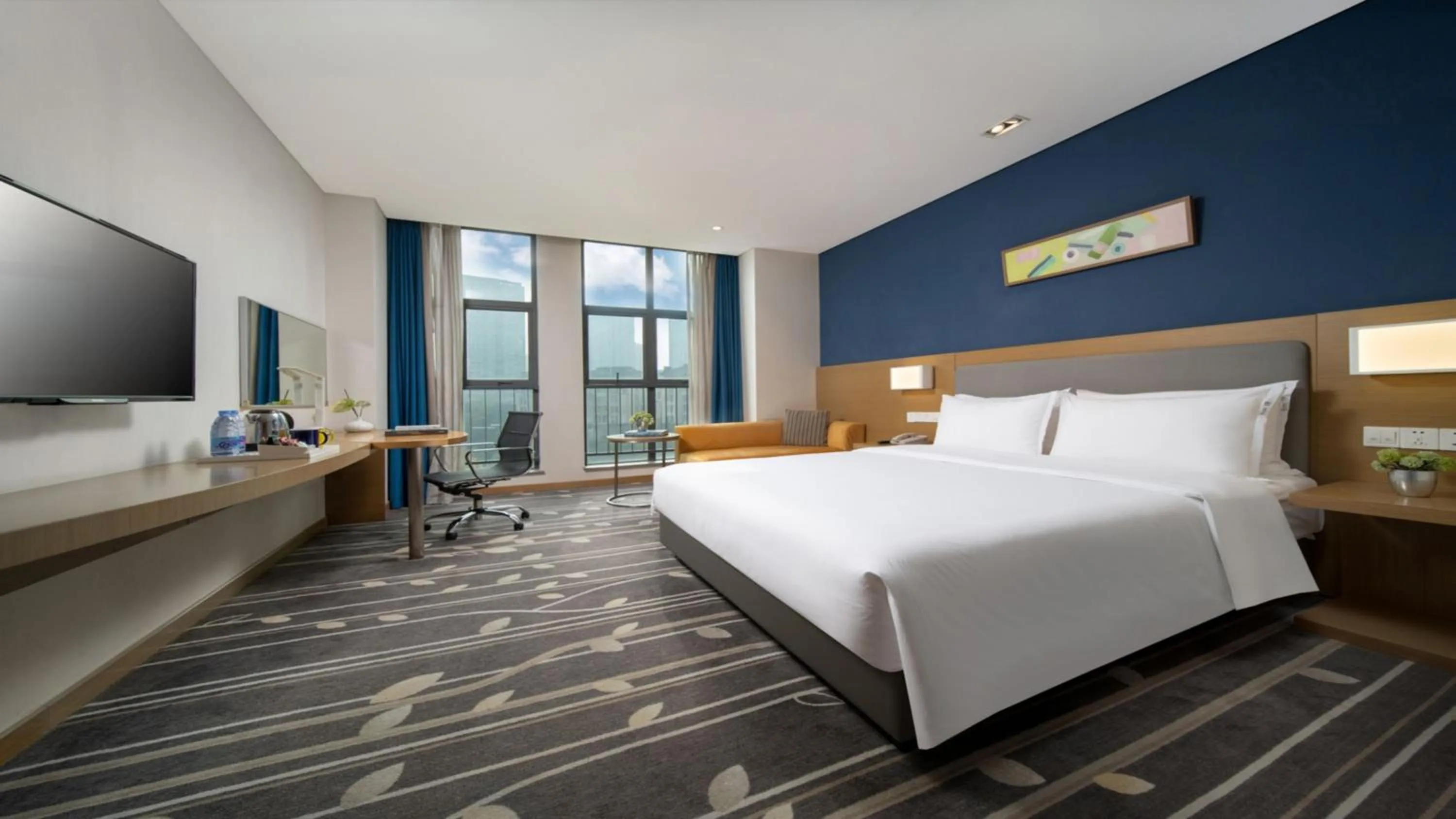 Photo of the whole room in Holiday Inn Express Chongqing University Town by IHG