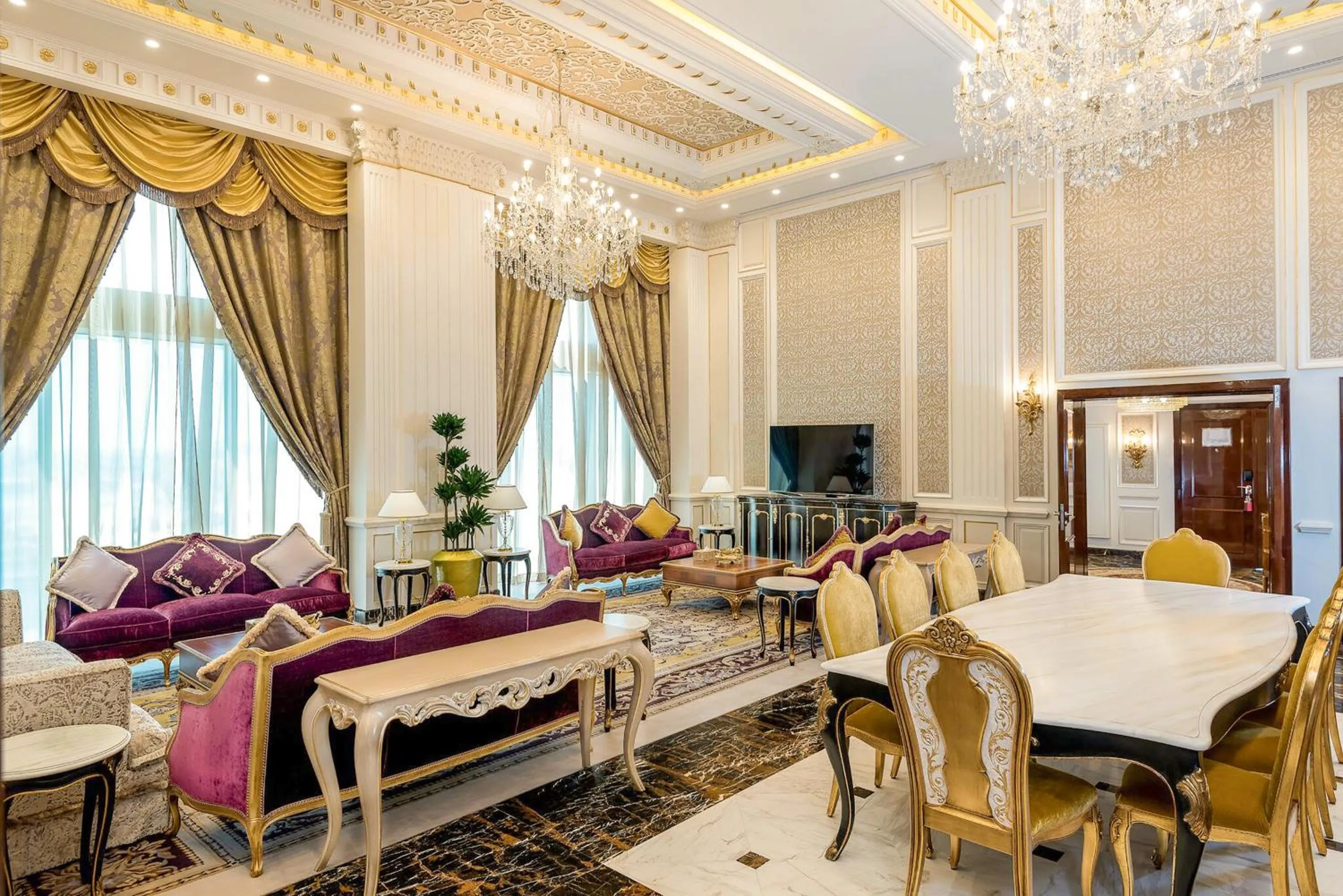 Bedroom in Crowne Plaza Kuwait Al Thuraya City by IHG