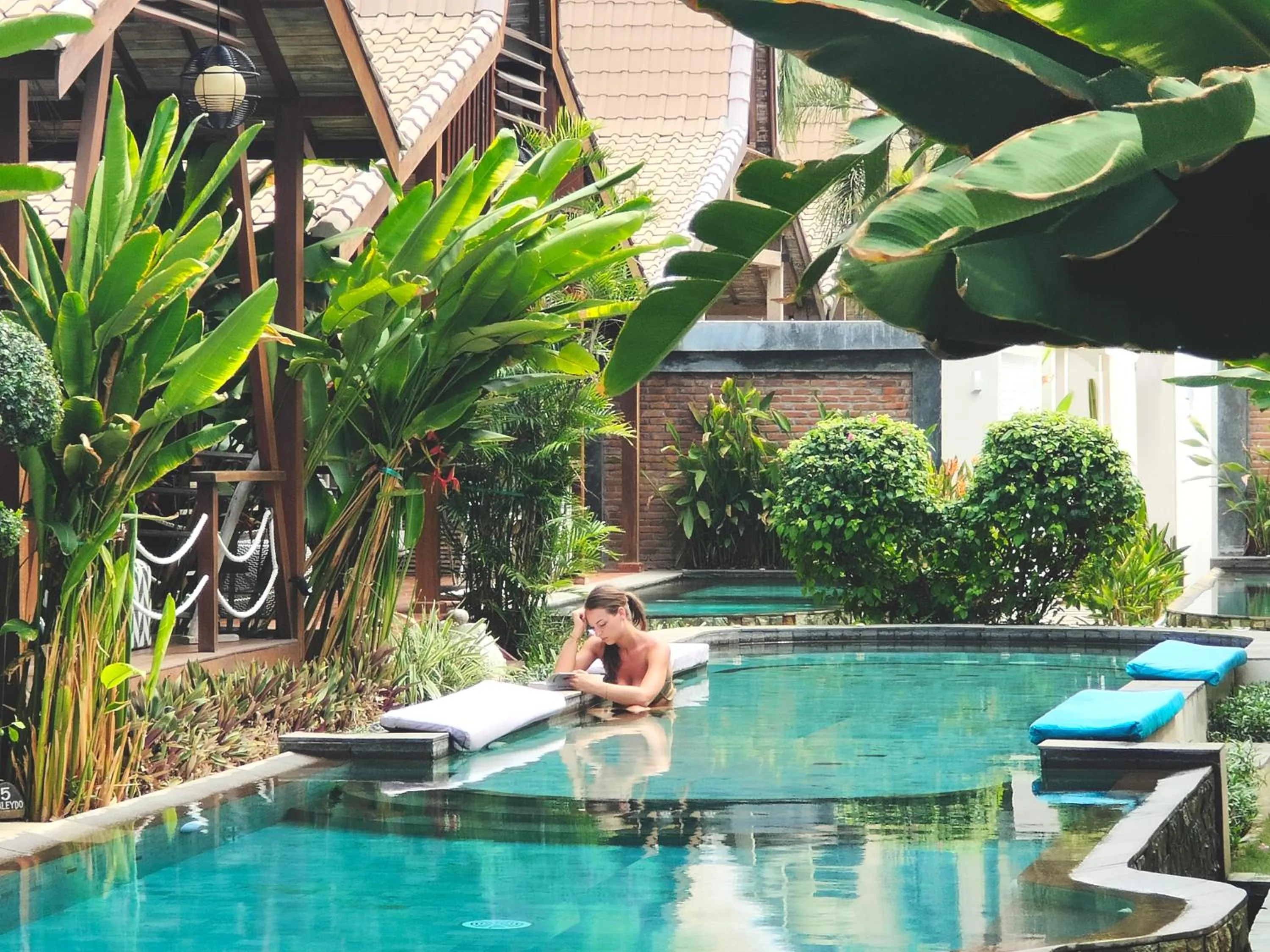 People in Kaleydo Villas